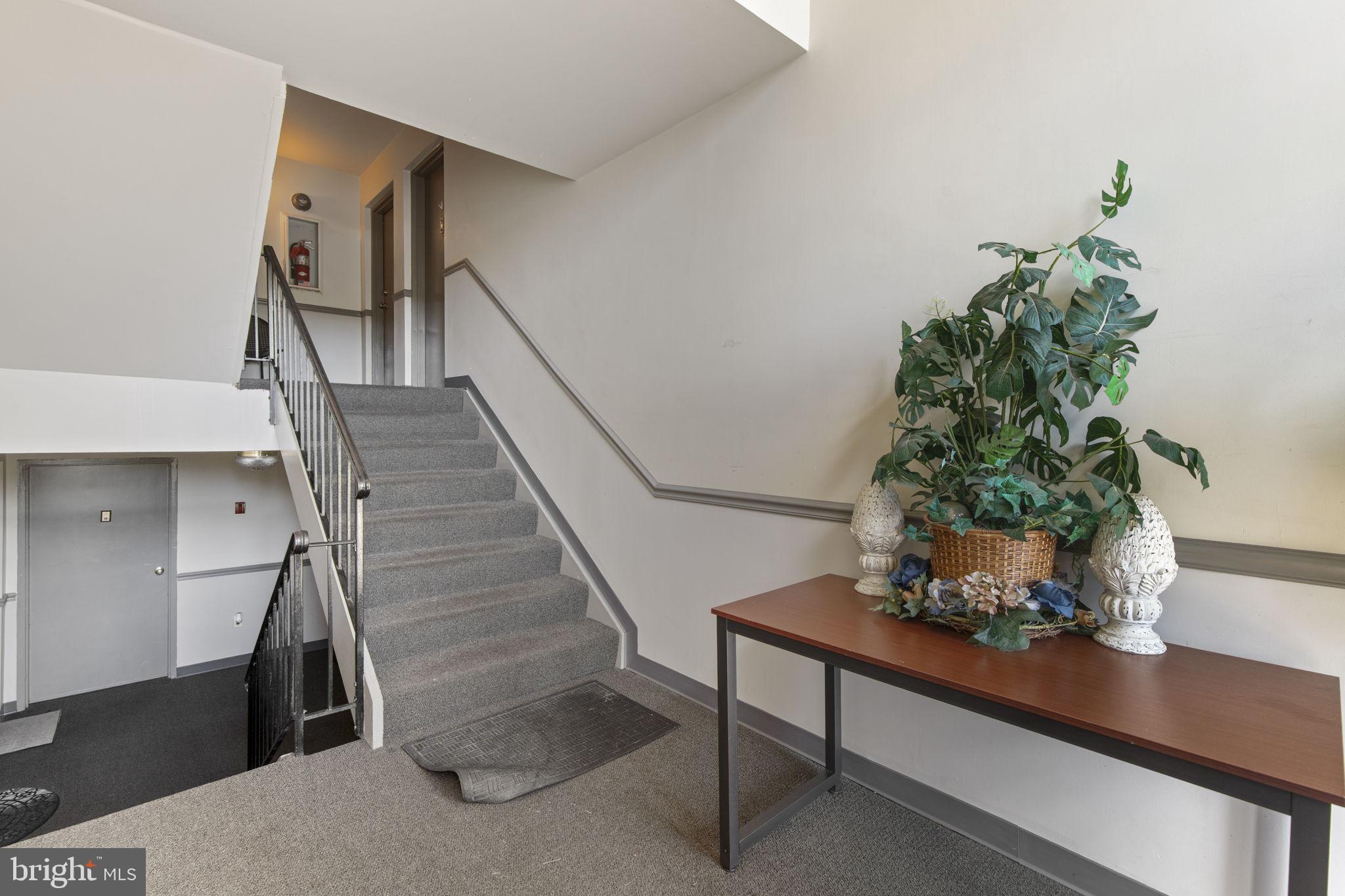 130 ROYAL OAK DRIVE L 130-L