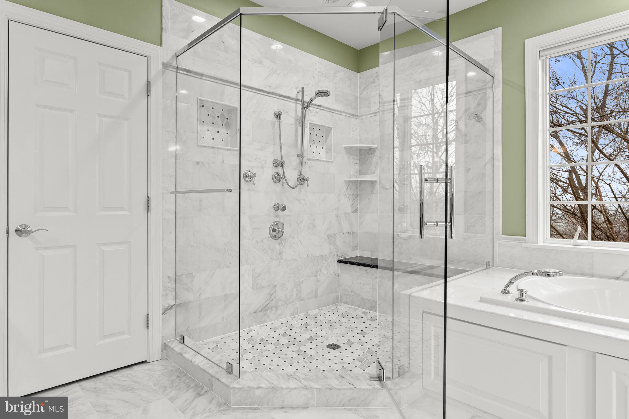 ASHWOOD - Residential