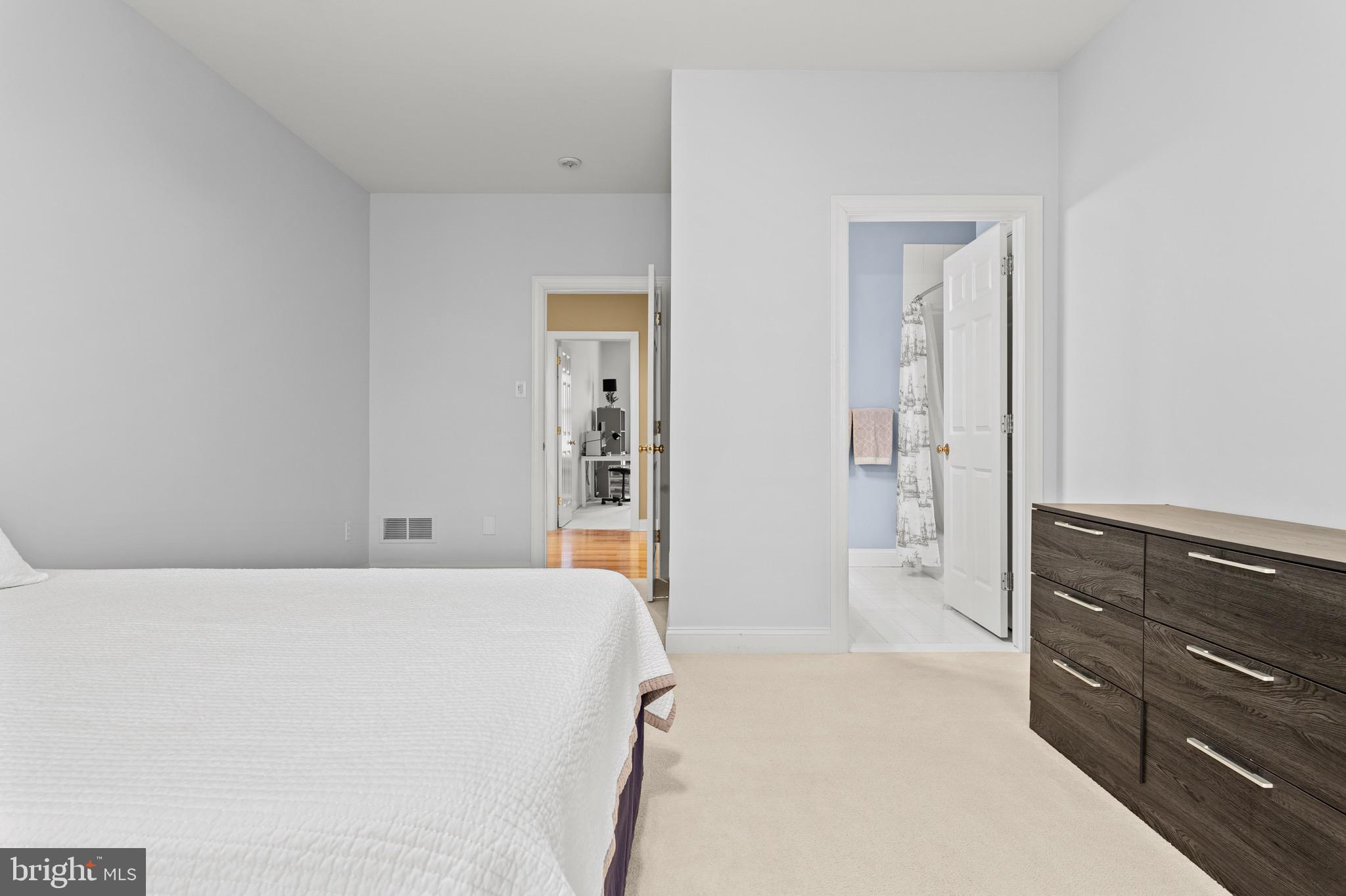 ASHWOOD - Residential