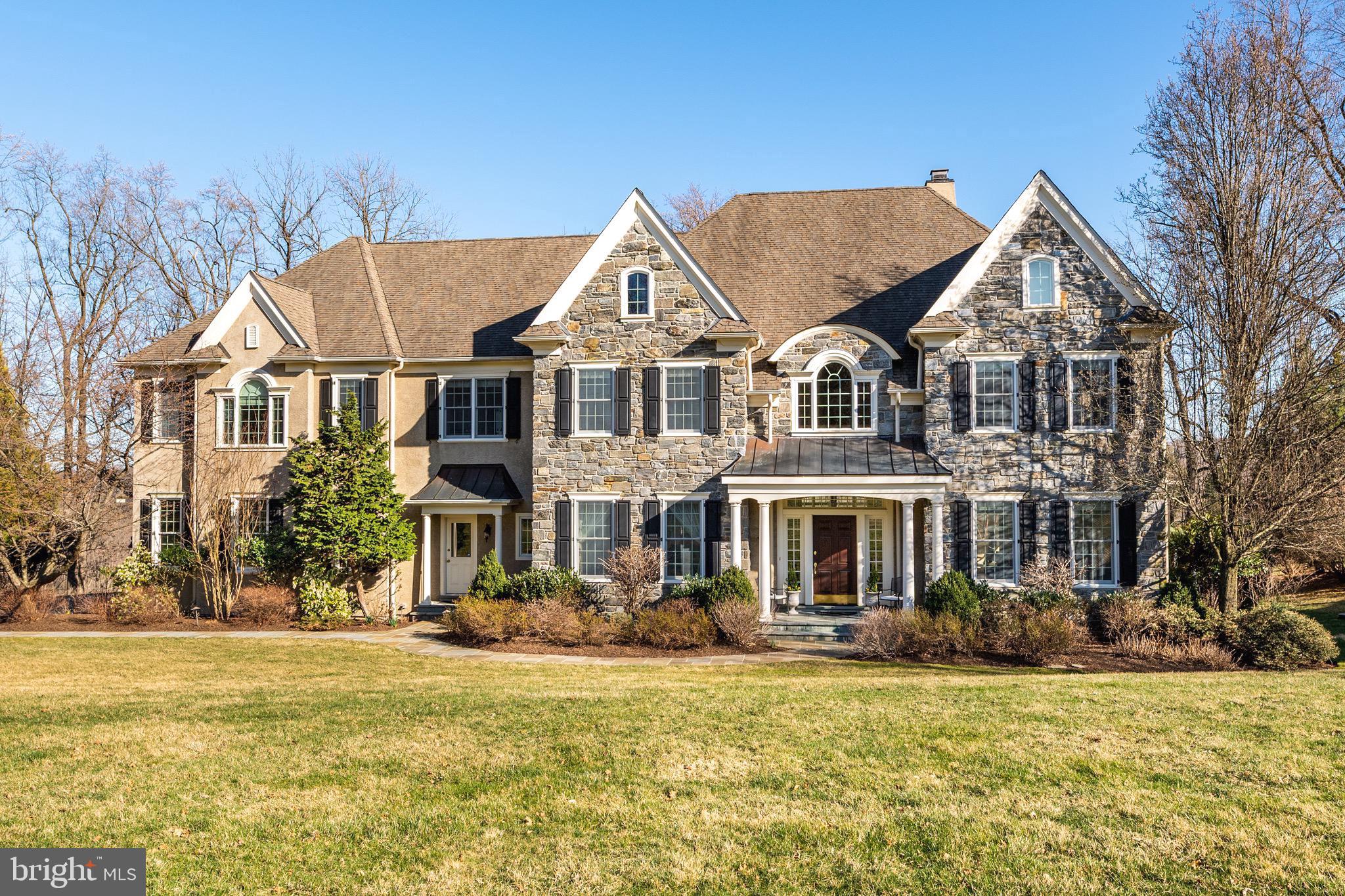 6 ASHWOOD LANE