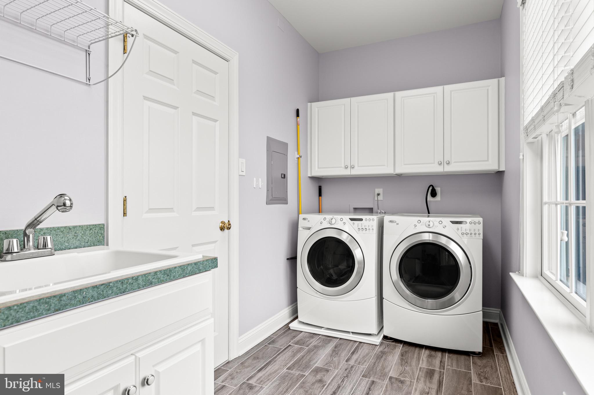 ASHWOOD - Residential