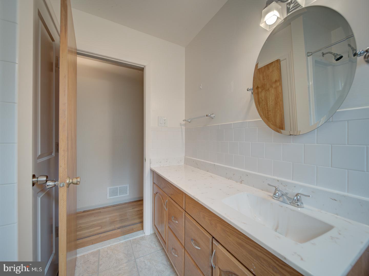 PURCELLVILLE - Residential