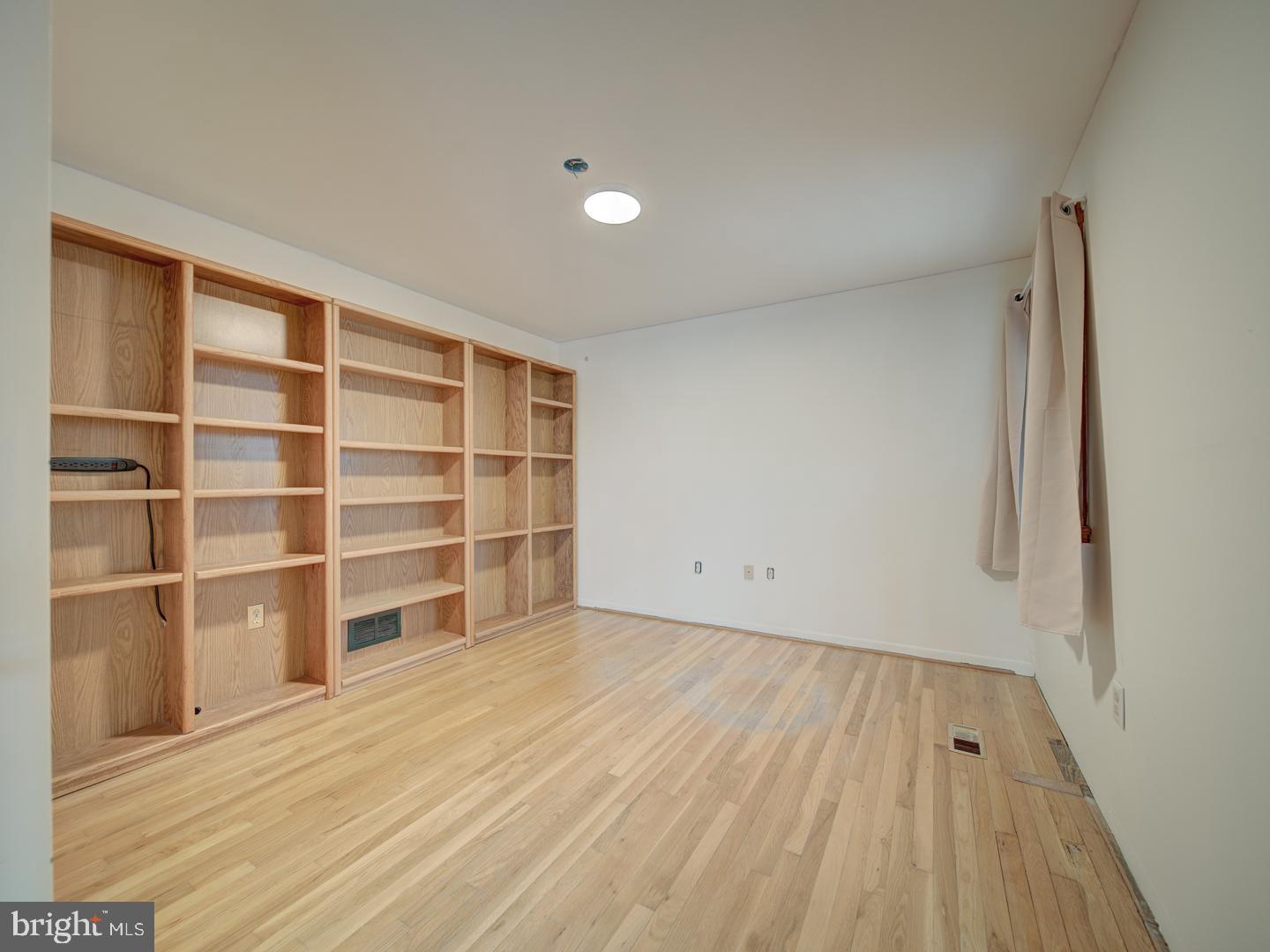 PURCELLVILLE - Residential