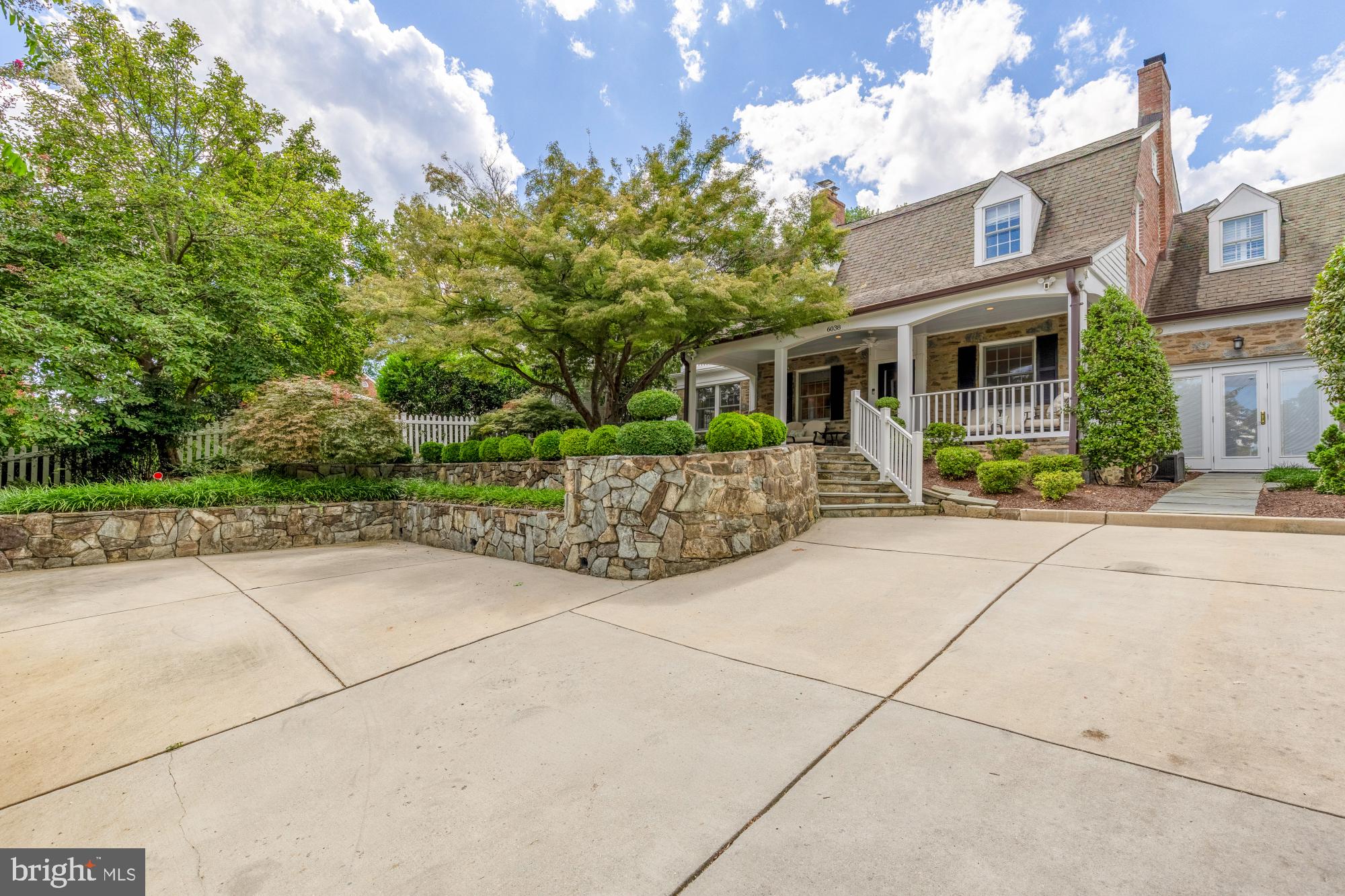 6038 FORT HUNT ROAD