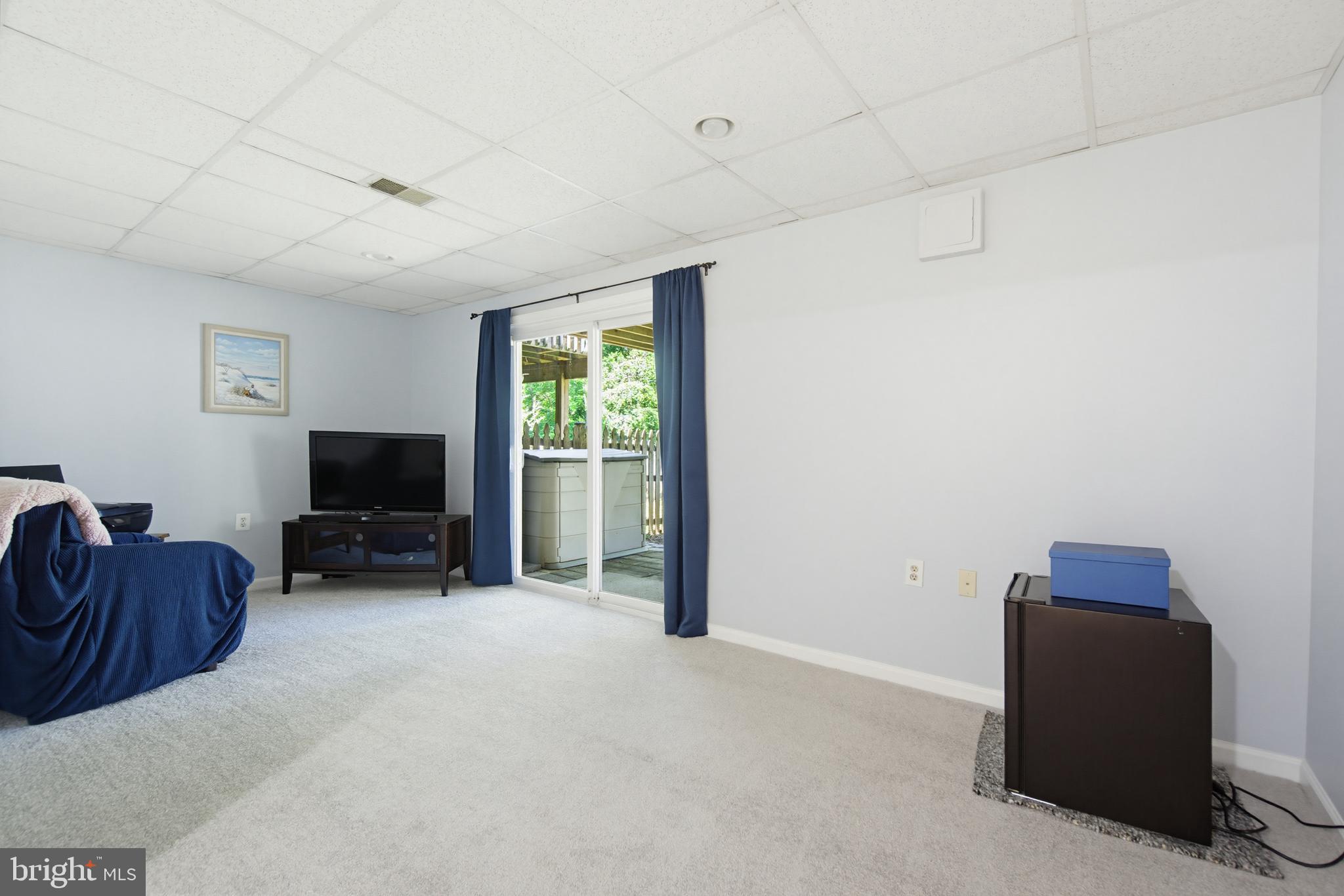 GLEN OAKS - Residential