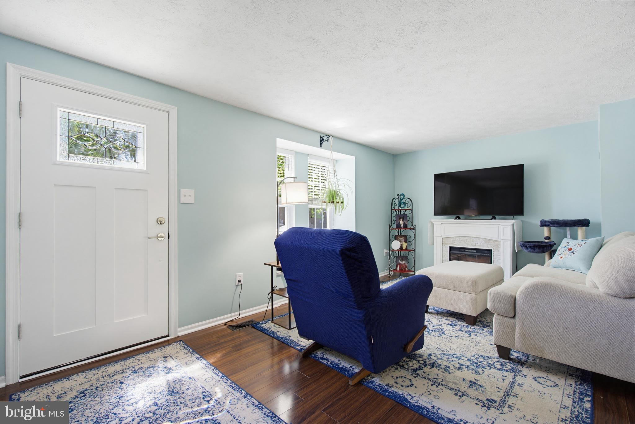 GLEN OAKS - Residential