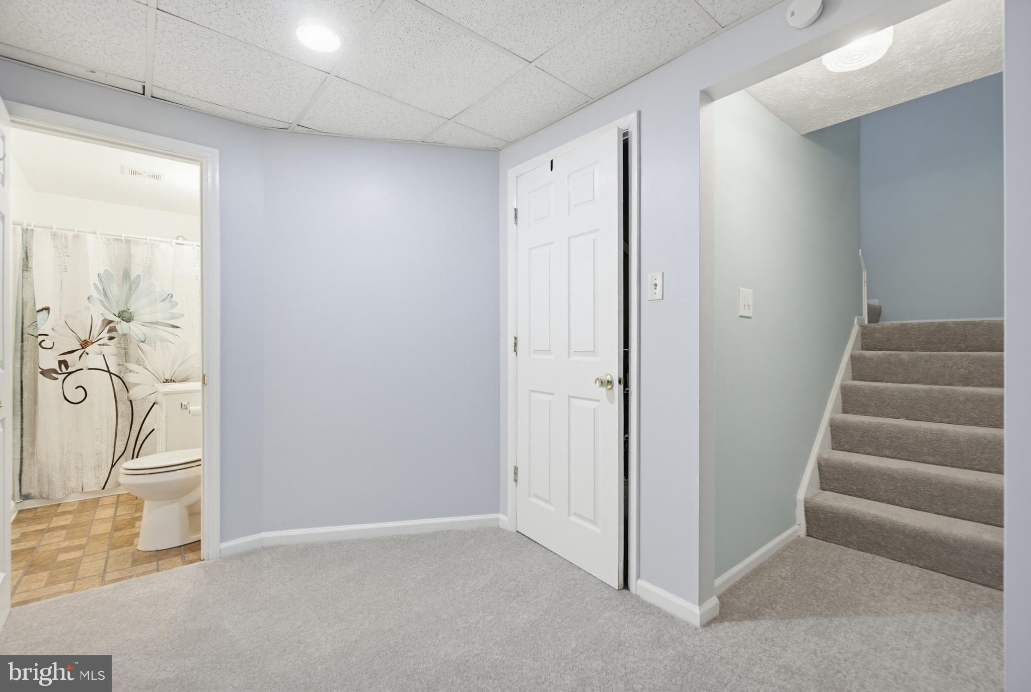 GLEN OAKS - Residential