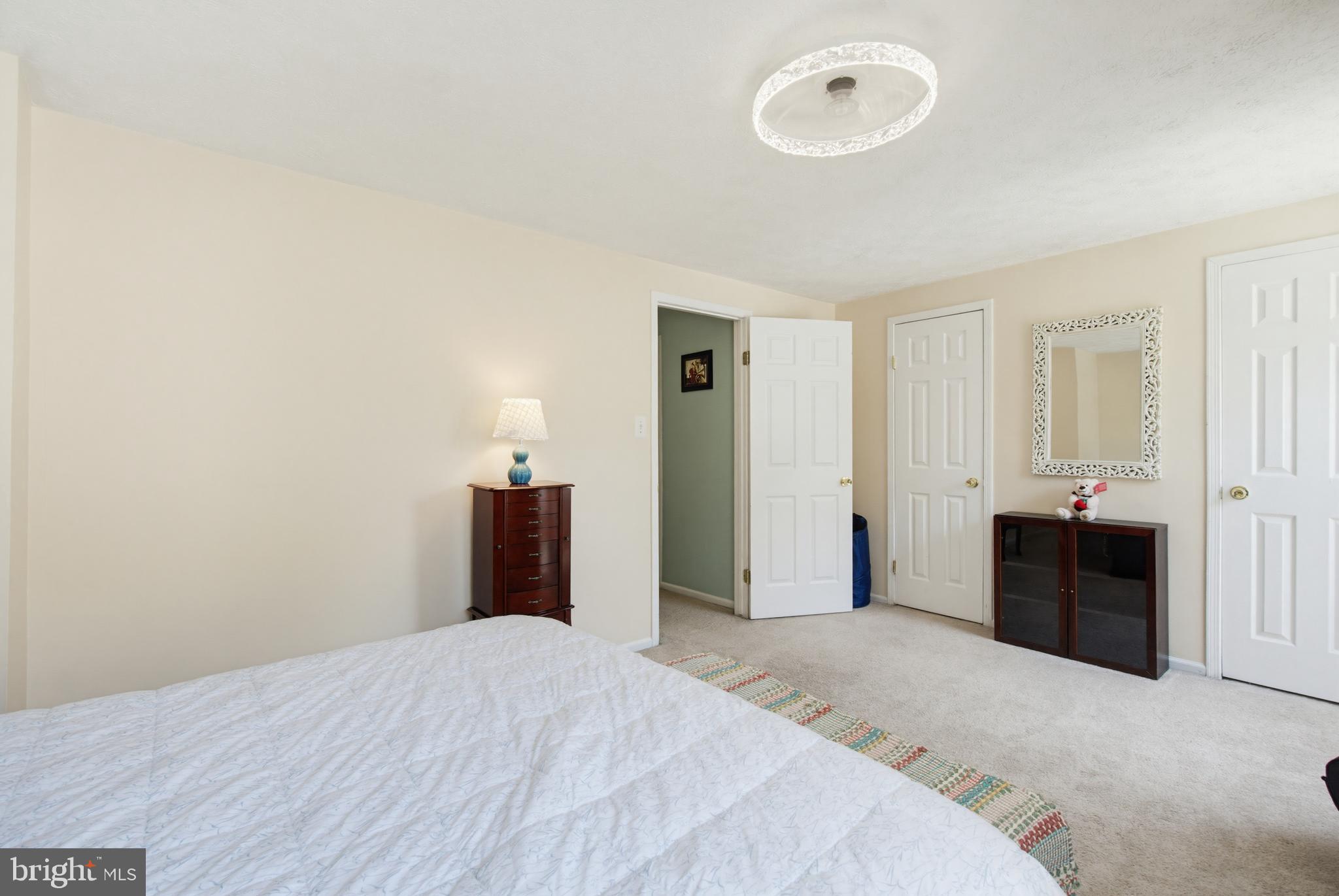 GLEN OAKS - Residential
