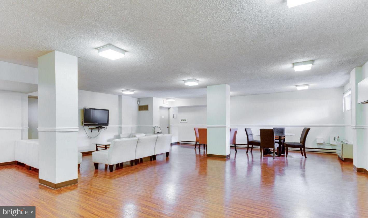 HUNTING CREEK CLUB - Residential Lease