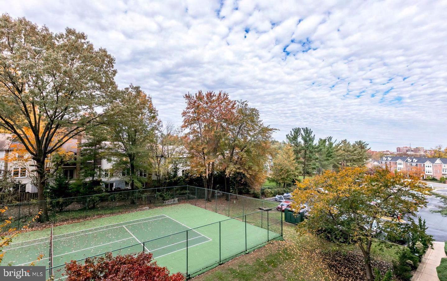 HUNTING CREEK CLUB - Residential Lease