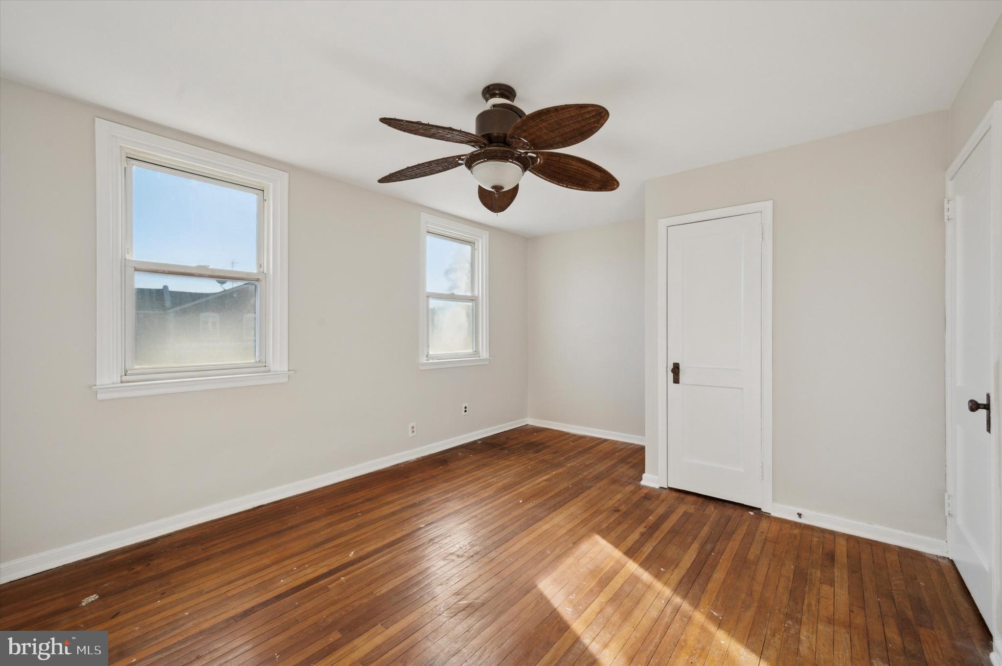 OXFORD CIRCLE - Residential