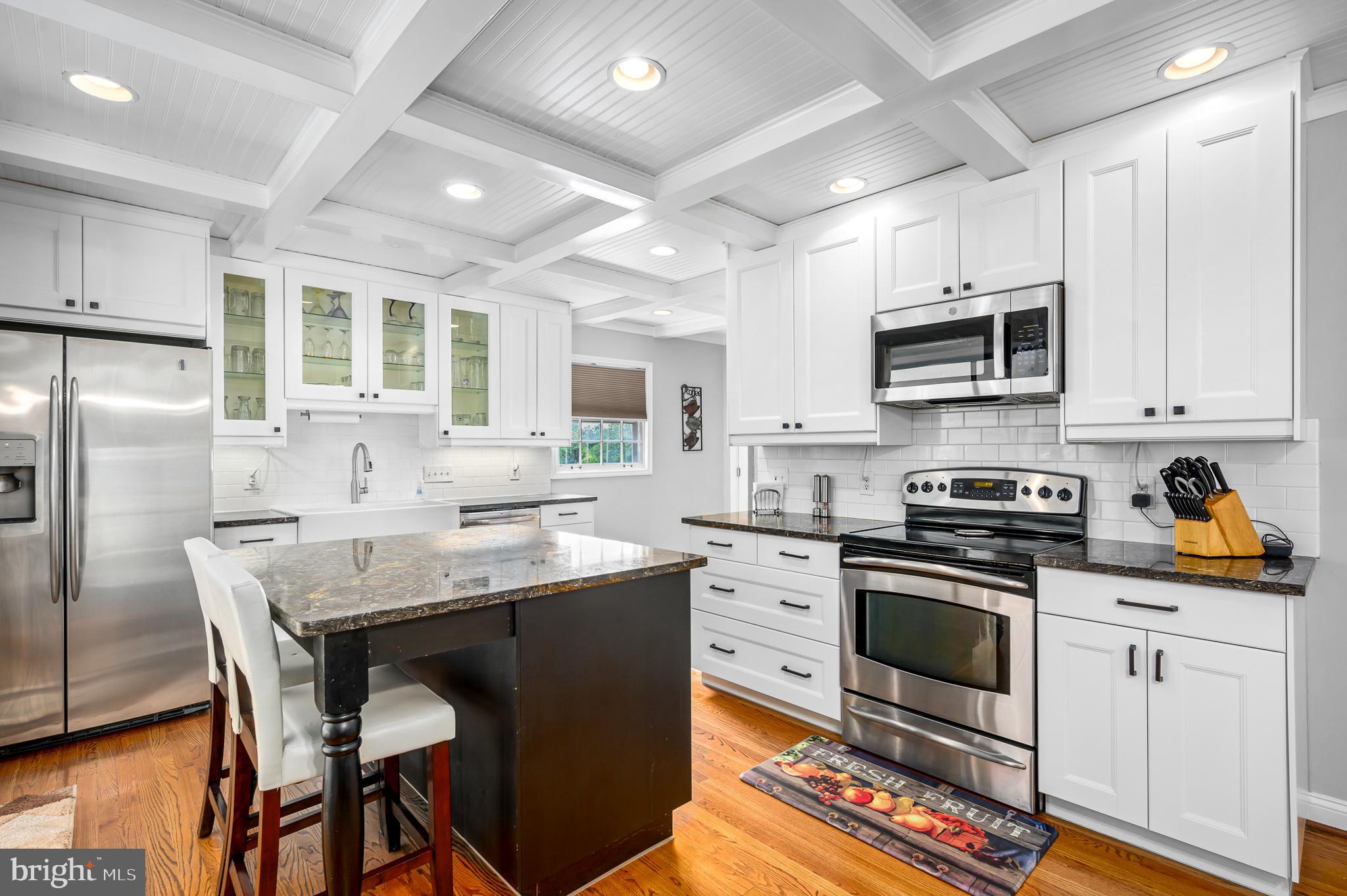 ROLLING FIELDS - Residential