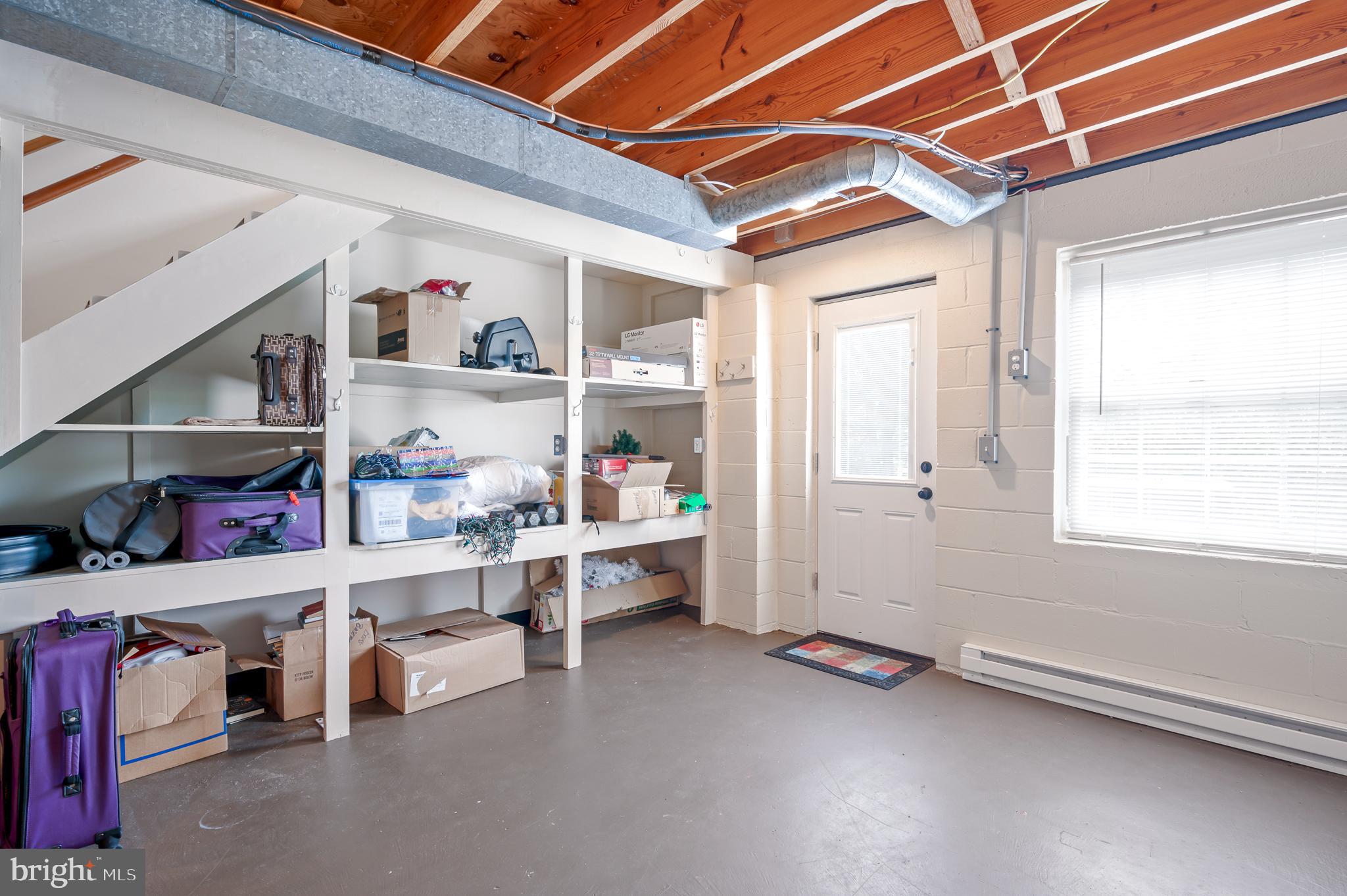 ROLLING FIELDS - Residential