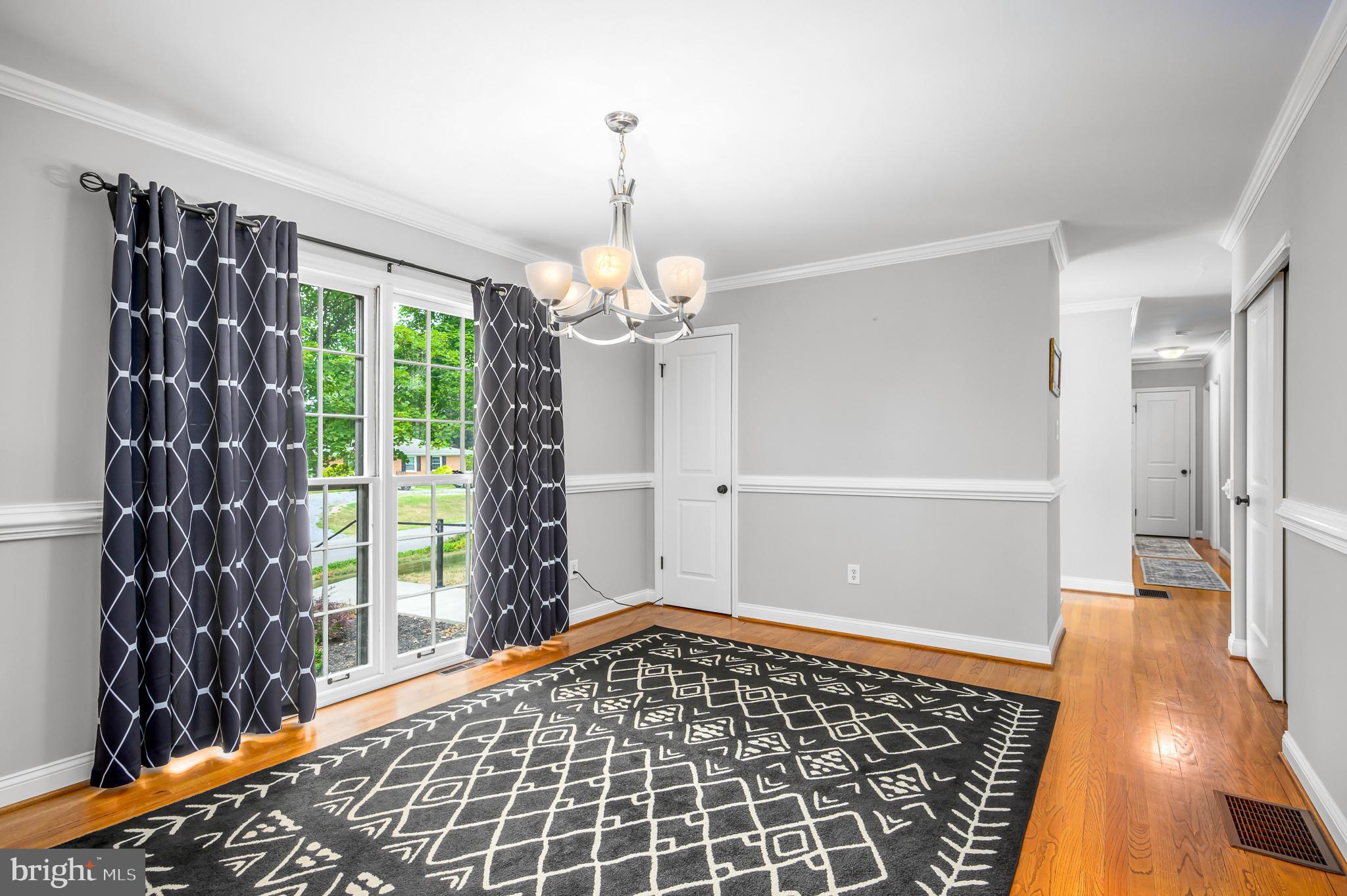 ROLLING FIELDS - Residential