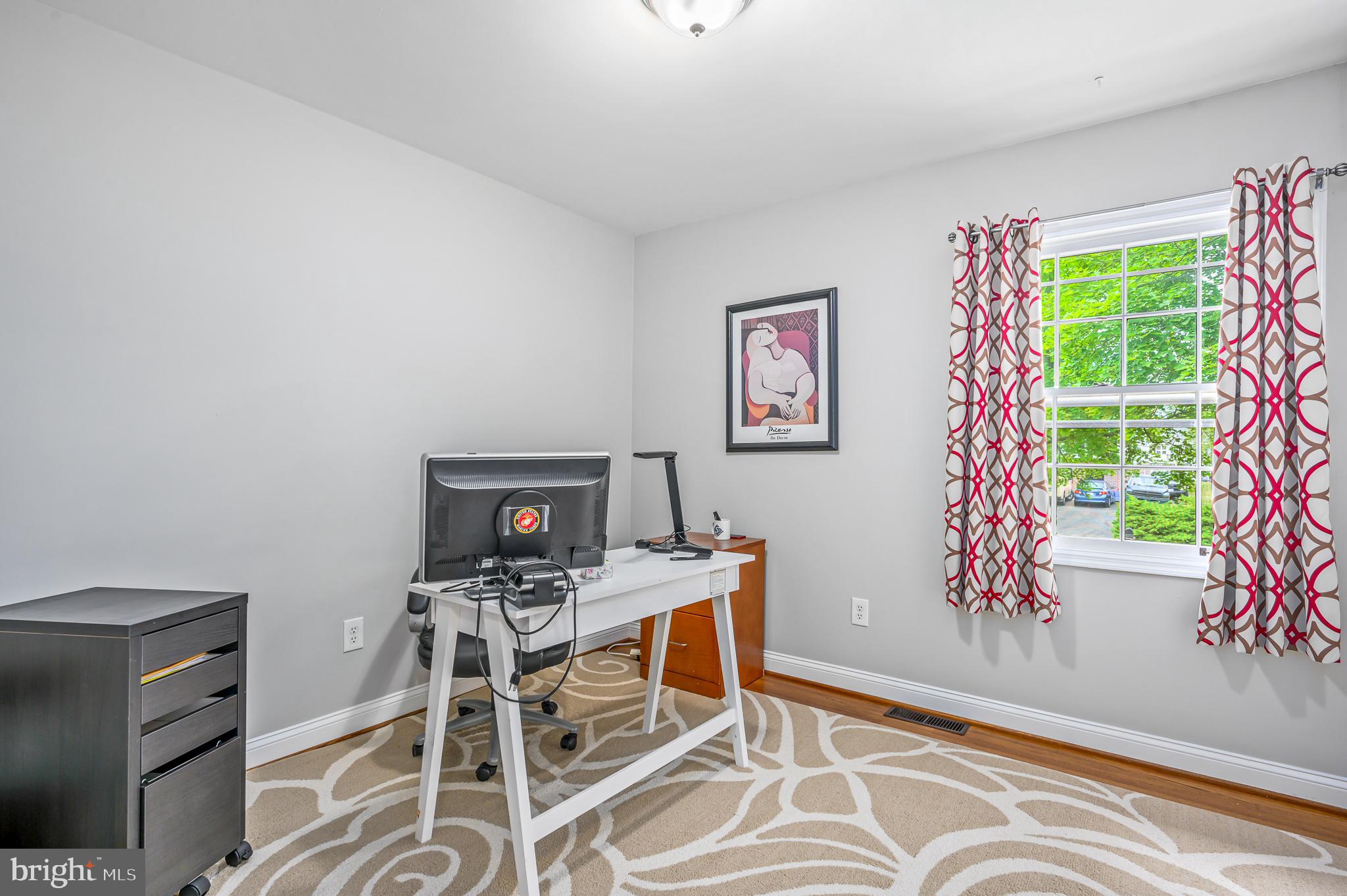 ROLLING FIELDS - Residential