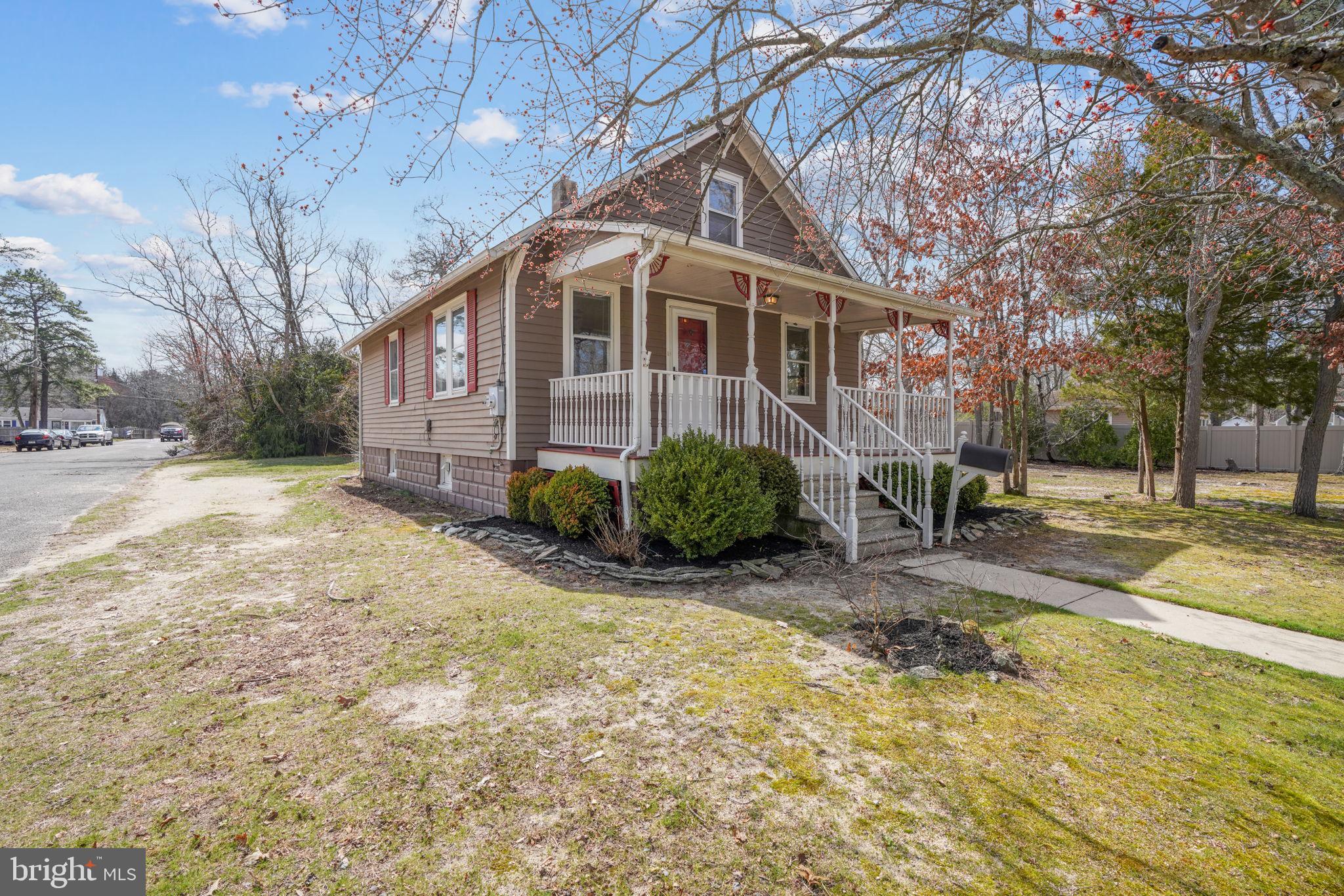 501 MAPLE STREET