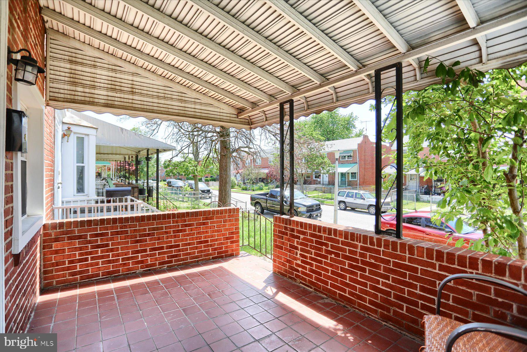 1207 ANGLESEA STREET