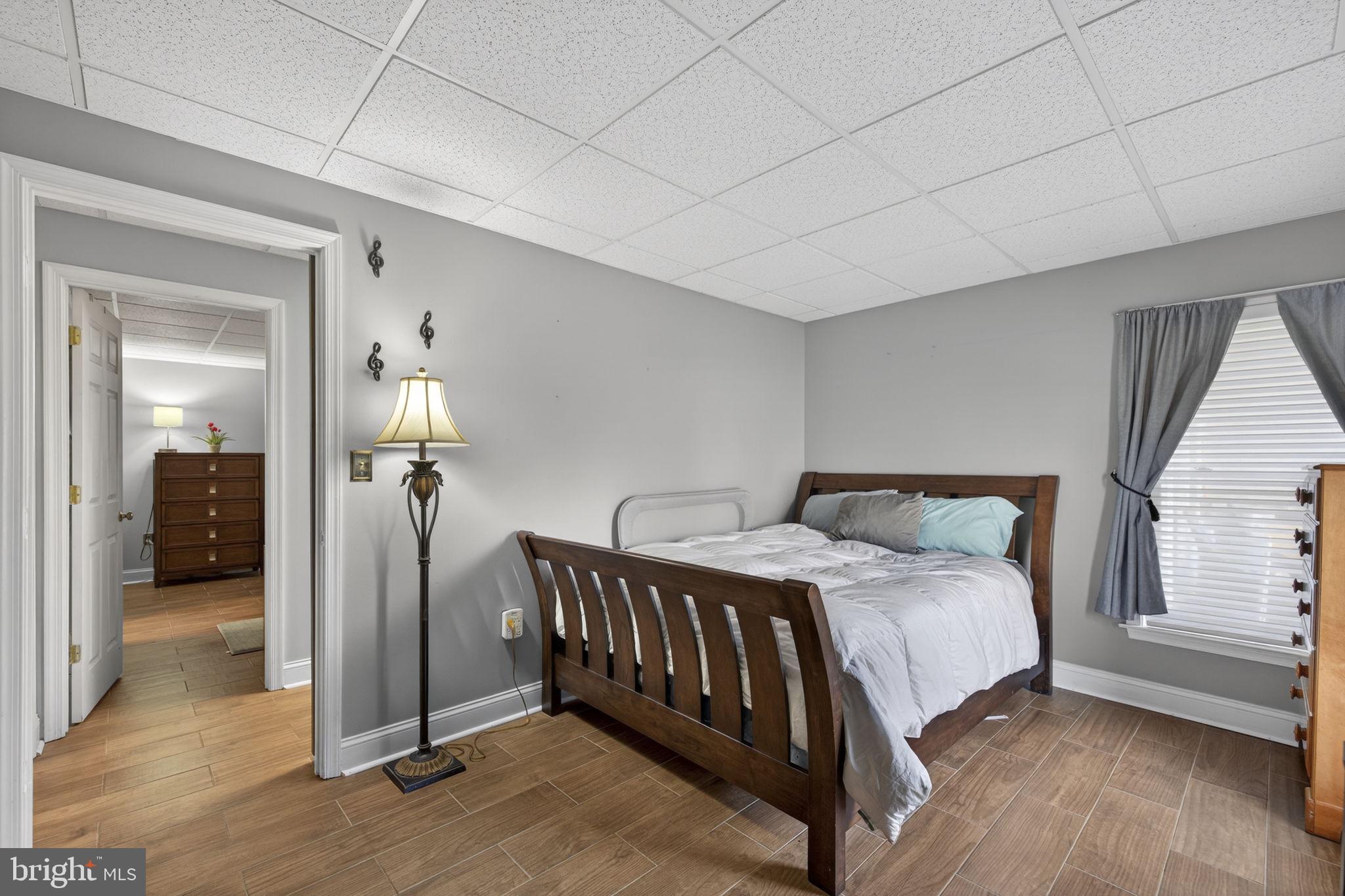 FEDERAL TOWERS - Residential