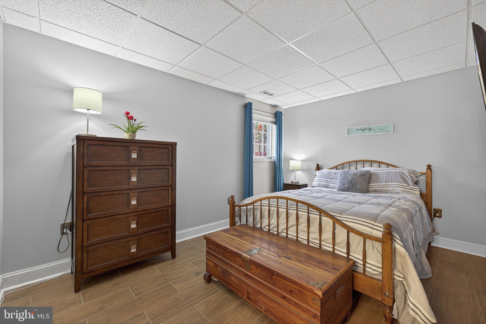 FEDERAL TOWERS - Residential