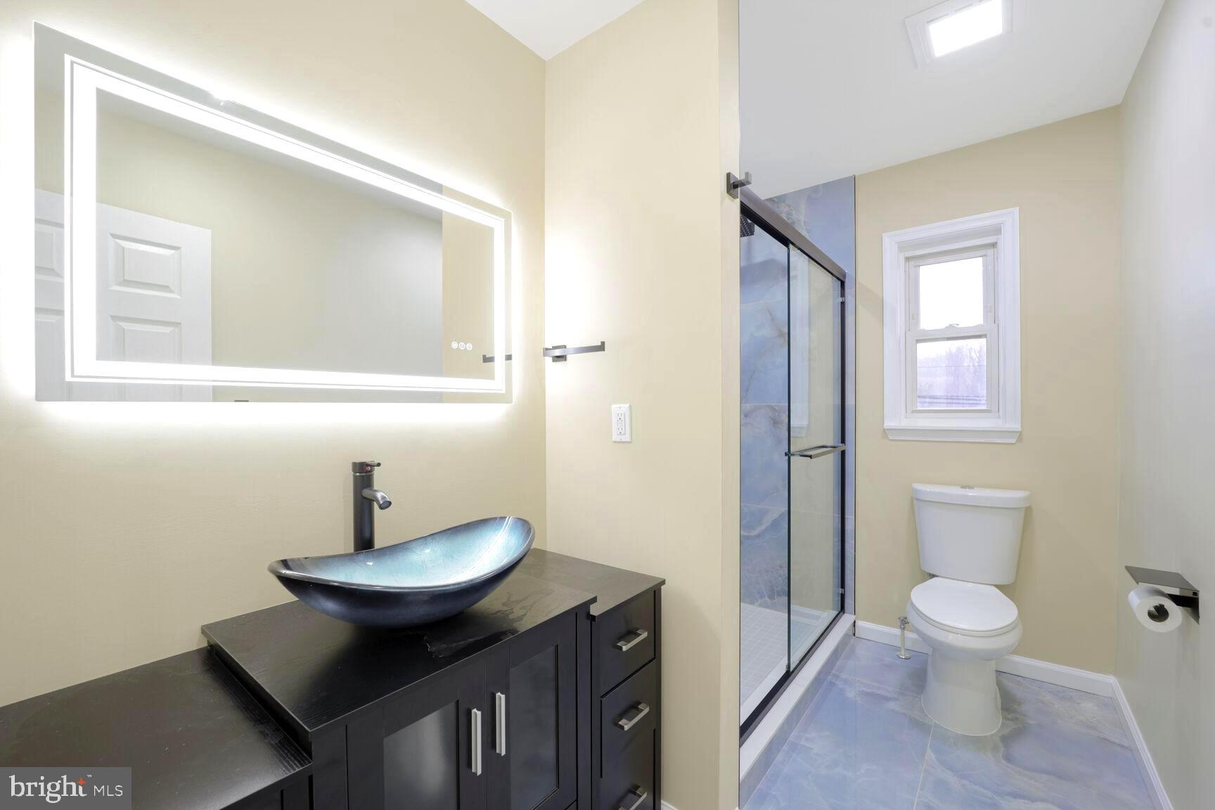 MURRAY HILL - Residential