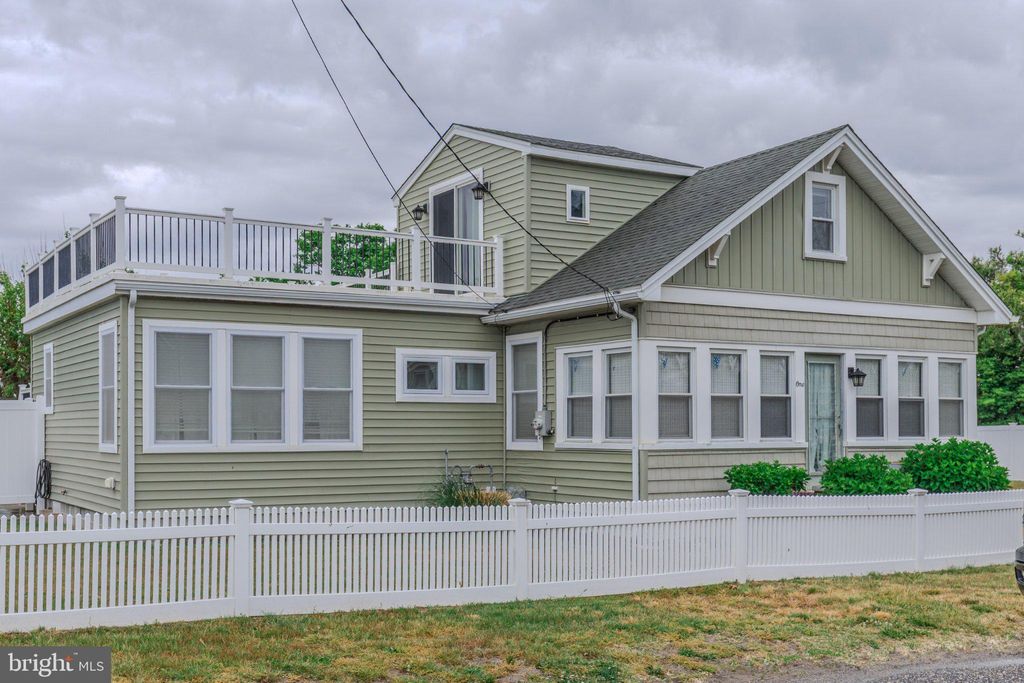 Photo of 1 Englewood Road, CAPE MAY, NJ 08204 (MLS # NJCM2007364)