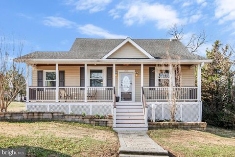 201 CHARLES ROAD LINTHICUM HEIGHTS MD 21090