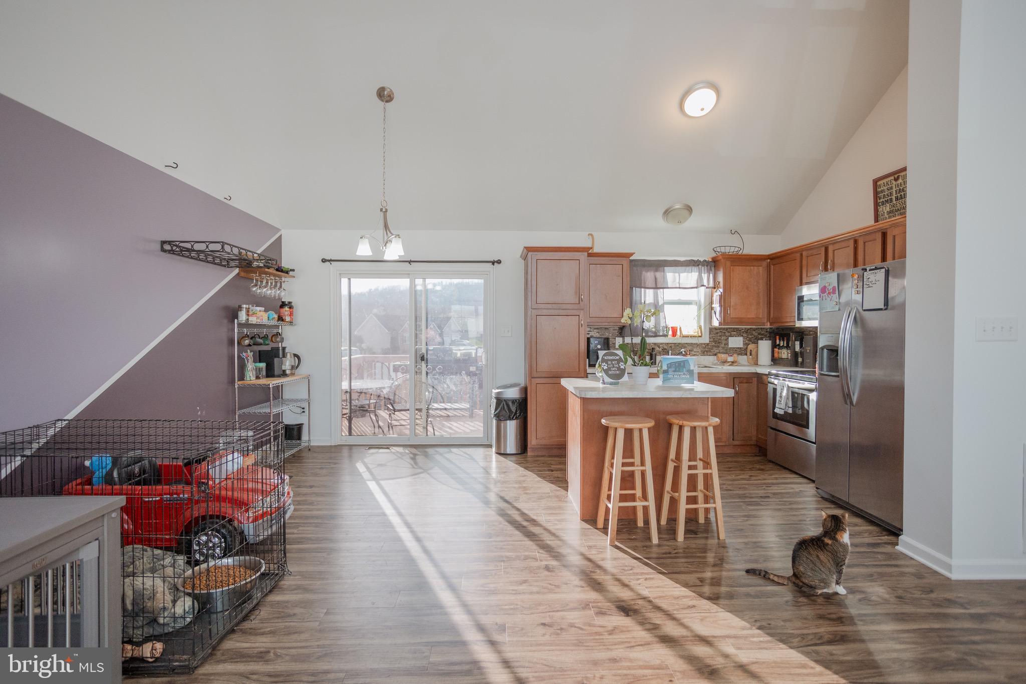 FORT HILL FARMS - Residential