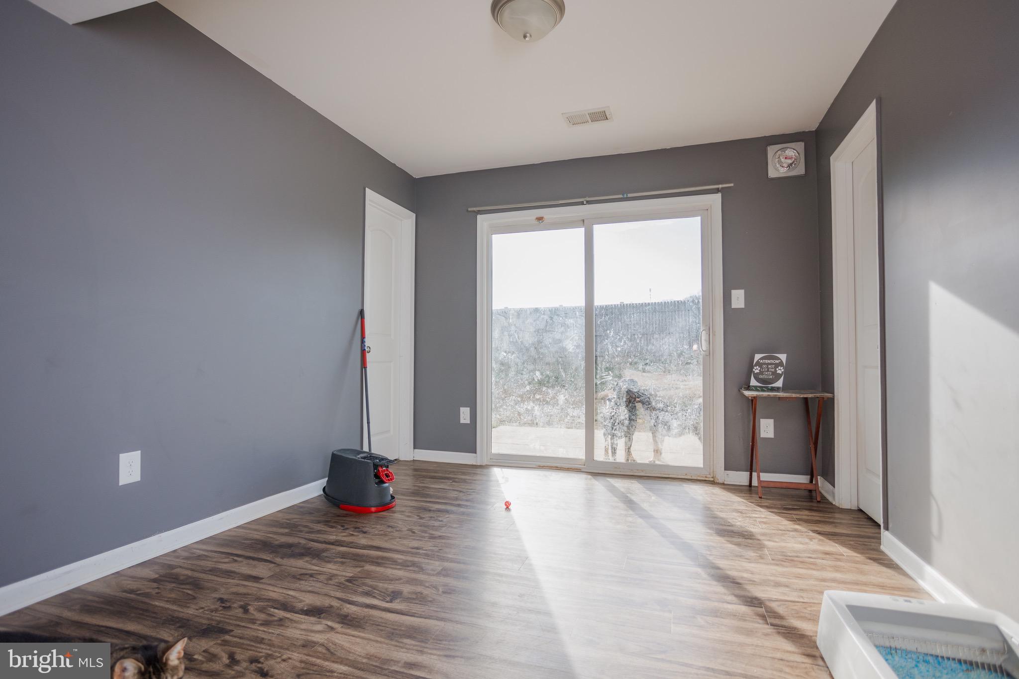 FORT HILL FARMS - Residential