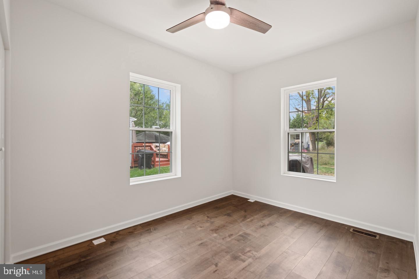 SHAWNEE HEIGHTS - Residential Lease