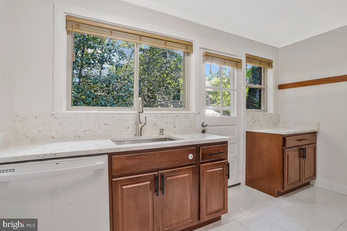 SYCAMORE GROVE - Residential