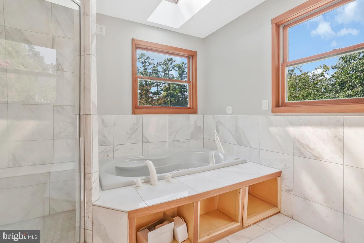 SYCAMORE GROVE - Residential