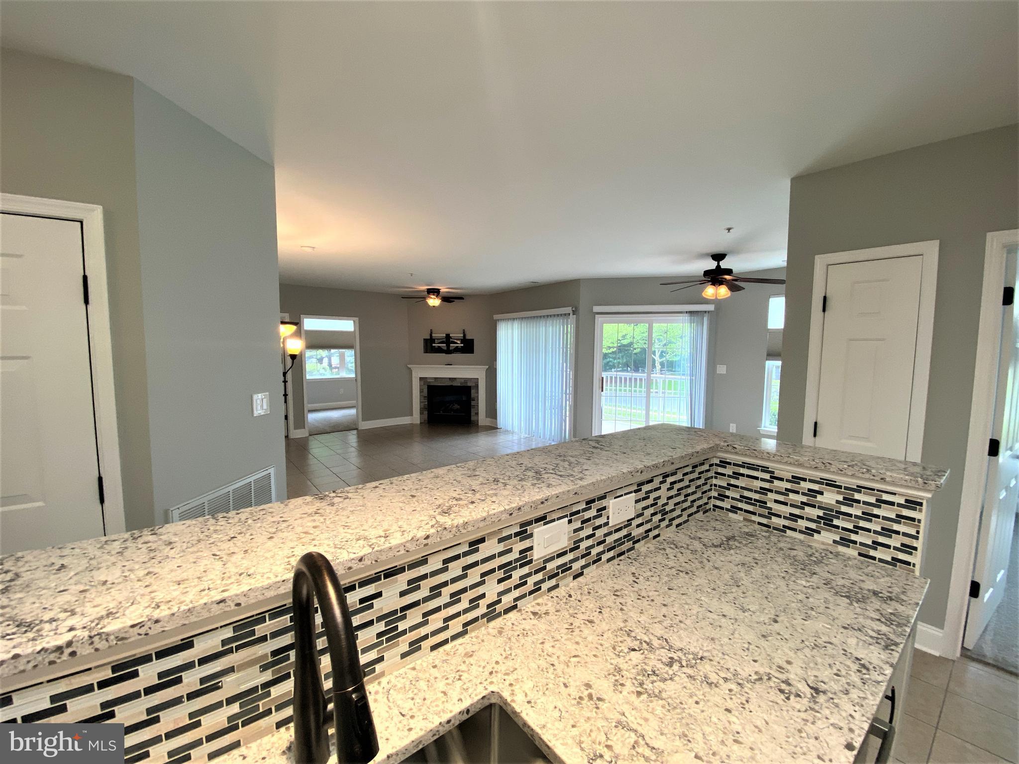 HOLLINGTON AT THE POINTE - Residential