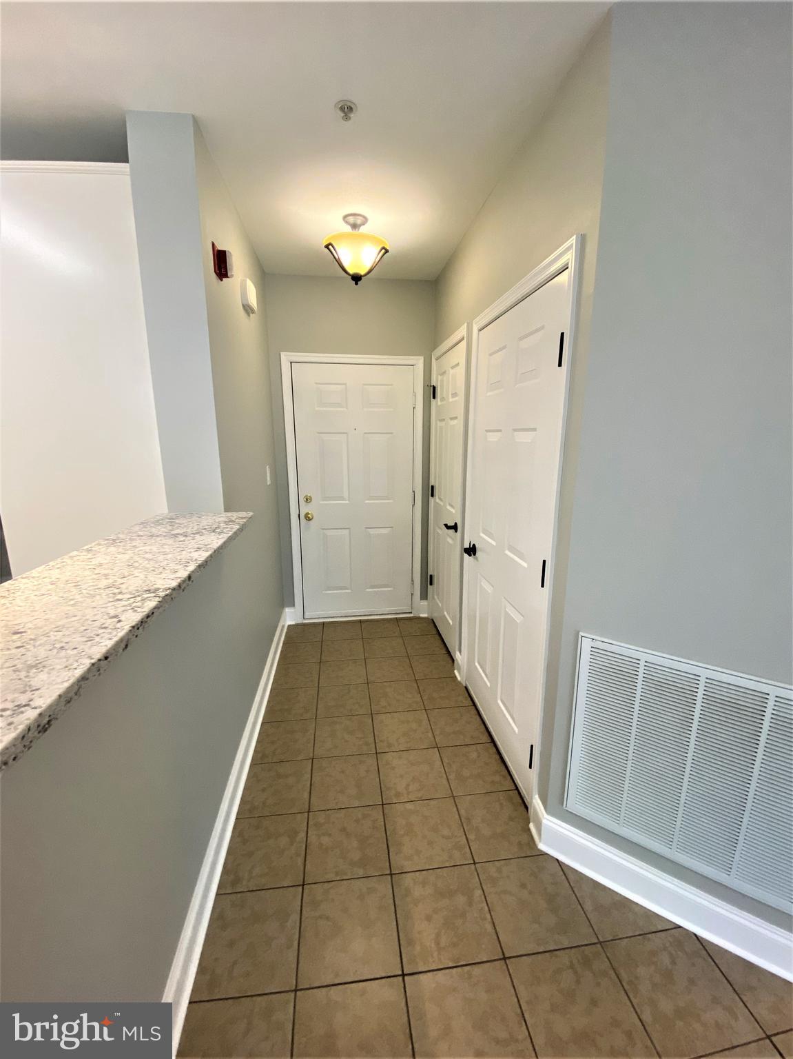 HOLLINGTON AT THE POINTE - Residential