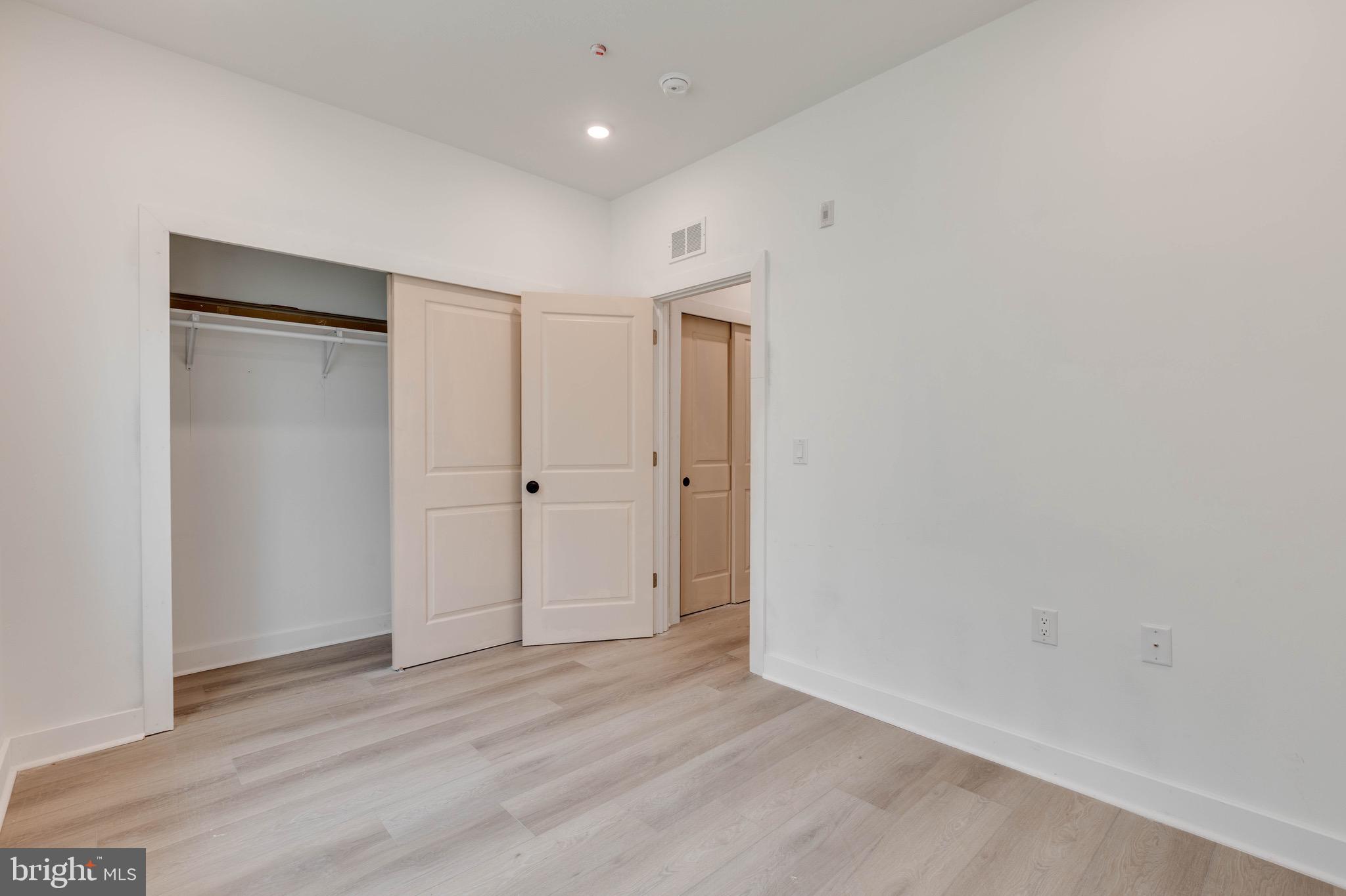 MANTUA - Residential Lease