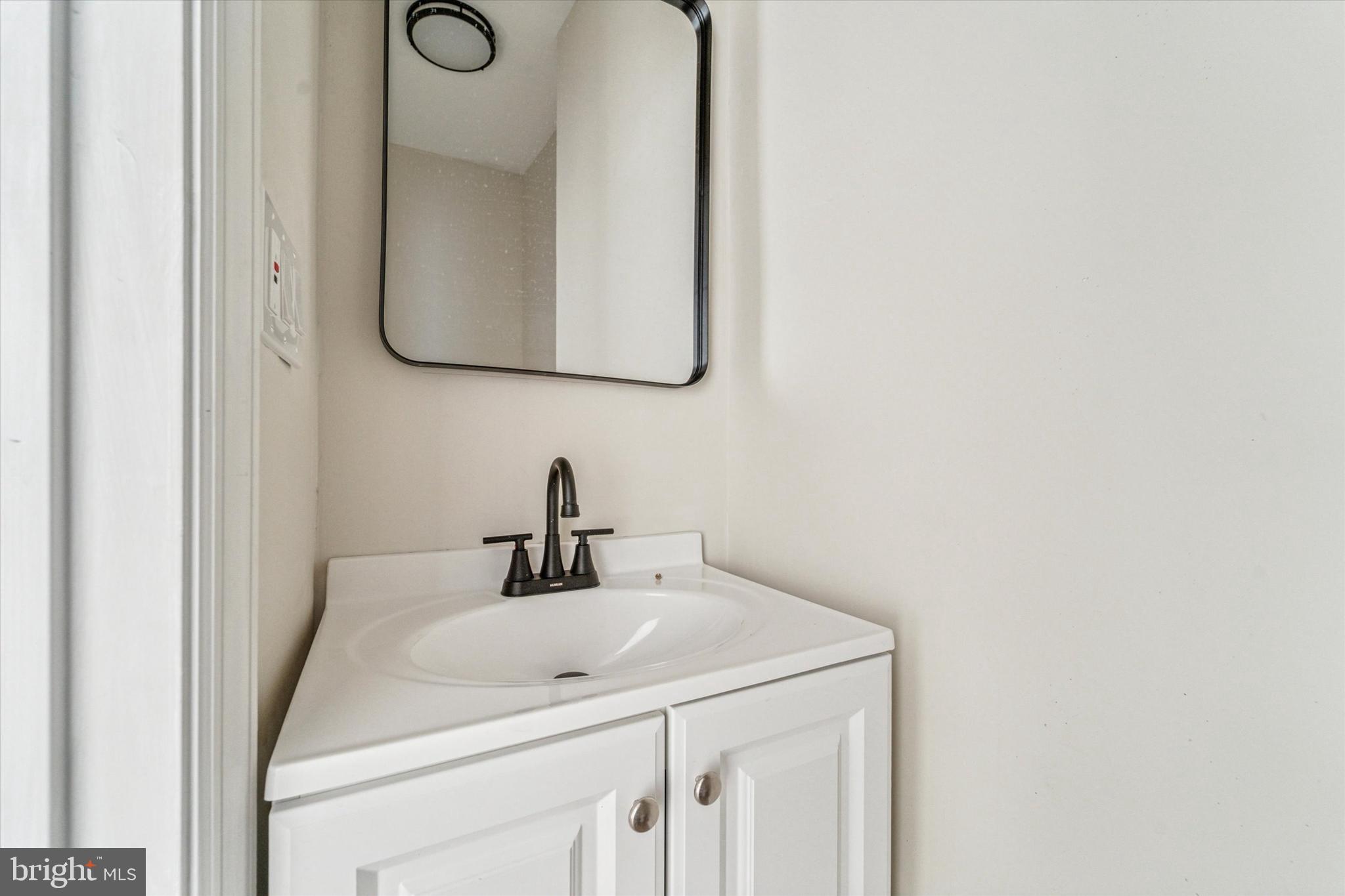 GERMANTOWN - Residential Lease