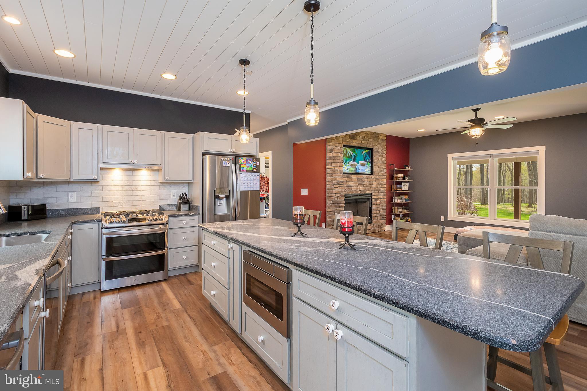 CHERRYWOOD RIDGE - Residential