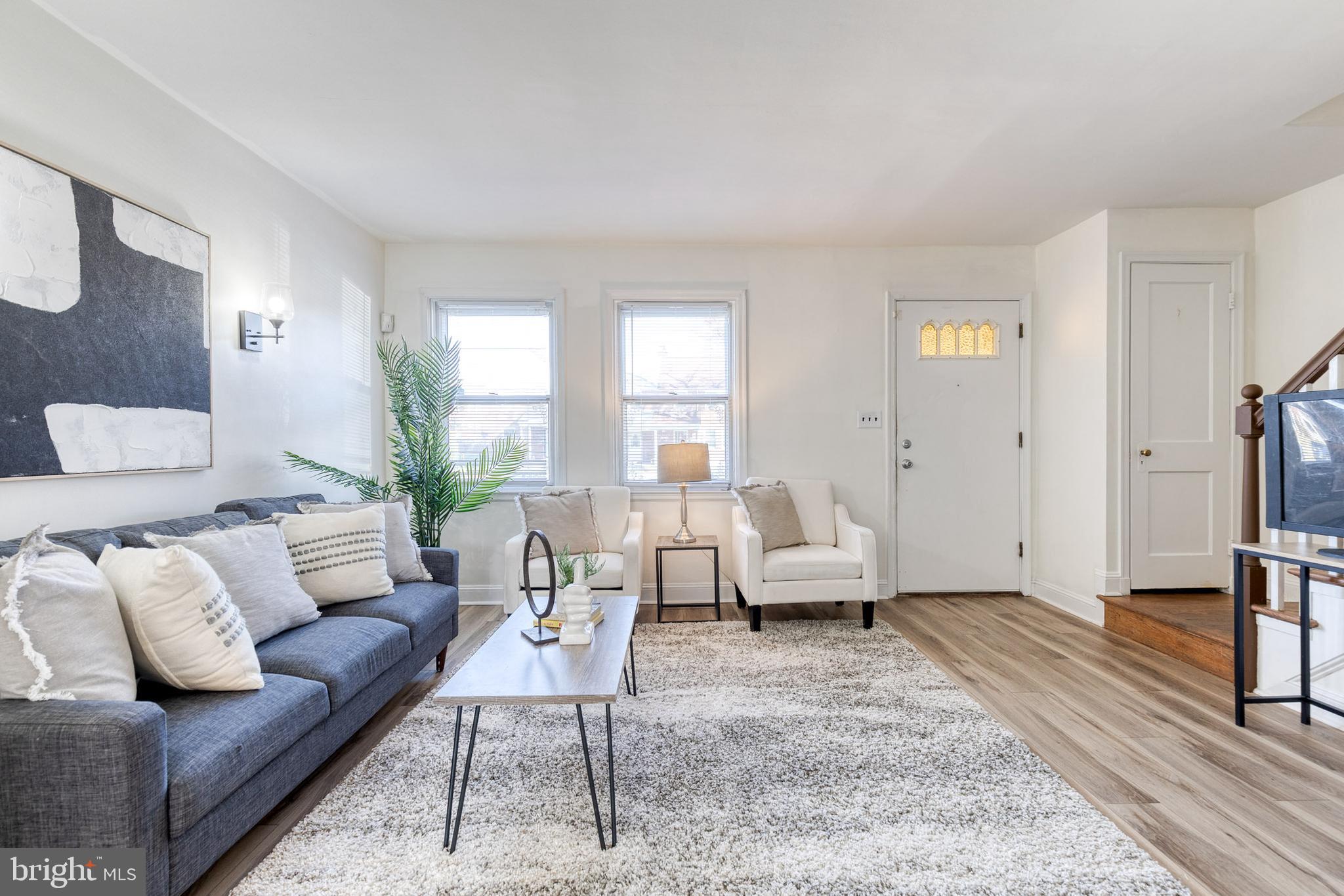 CHINQUAPIN PARK - Residential