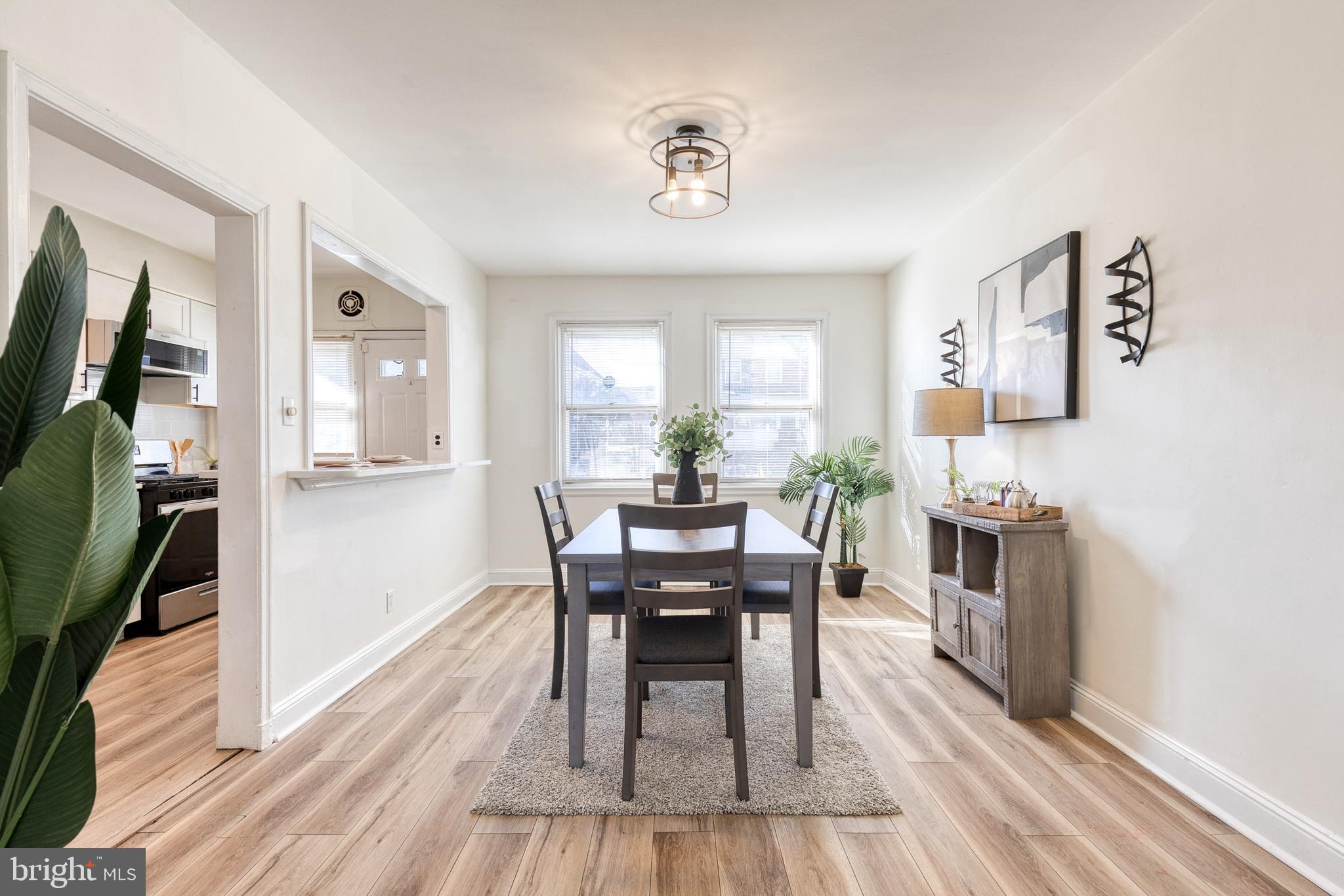 CHINQUAPIN PARK - Residential