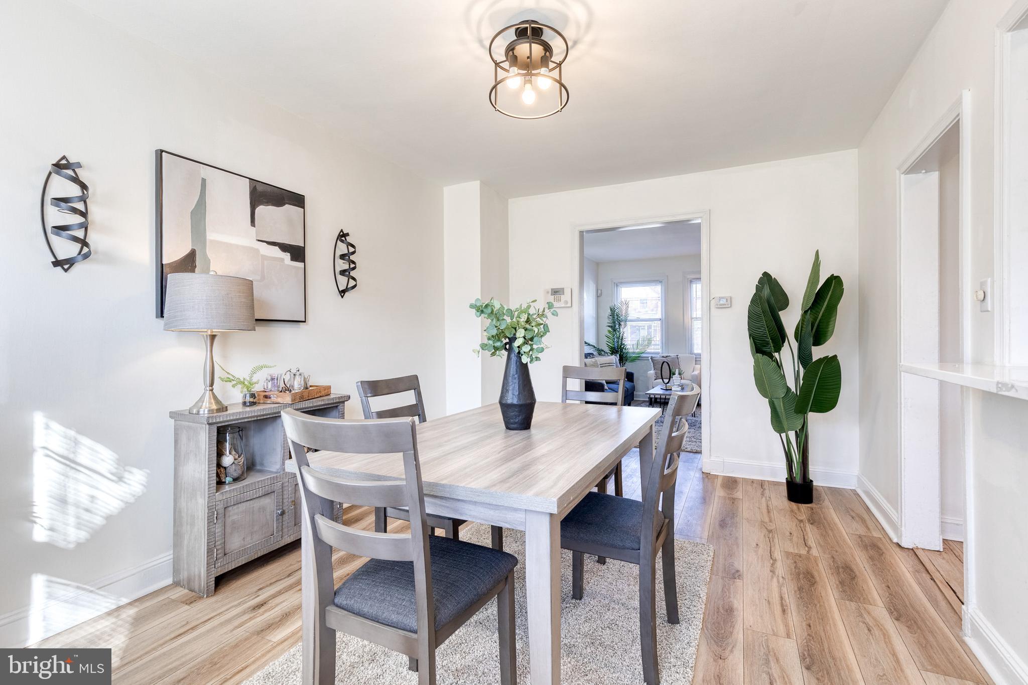 CHINQUAPIN PARK - Residential