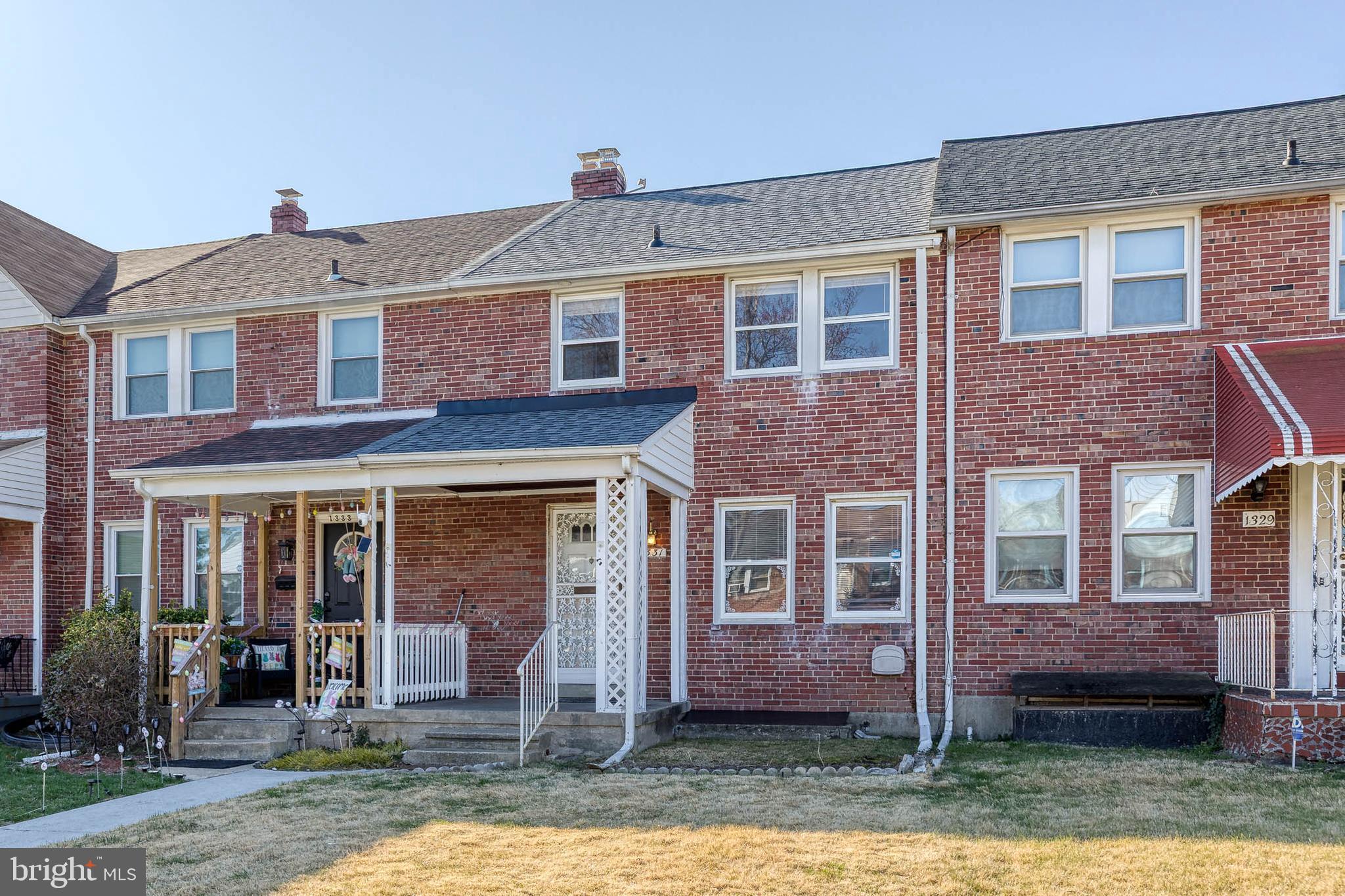 CHINQUAPIN PARK - Residential