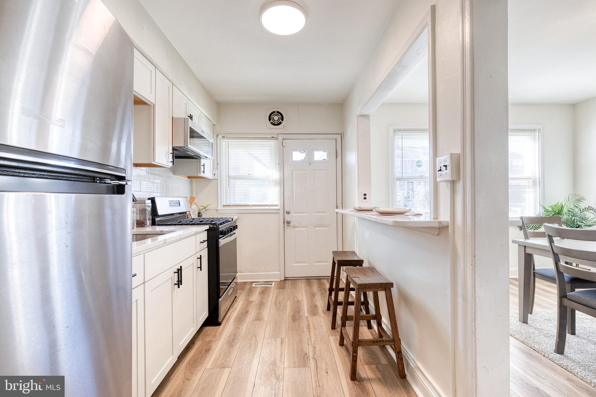 CHINQUAPIN PARK - Residential