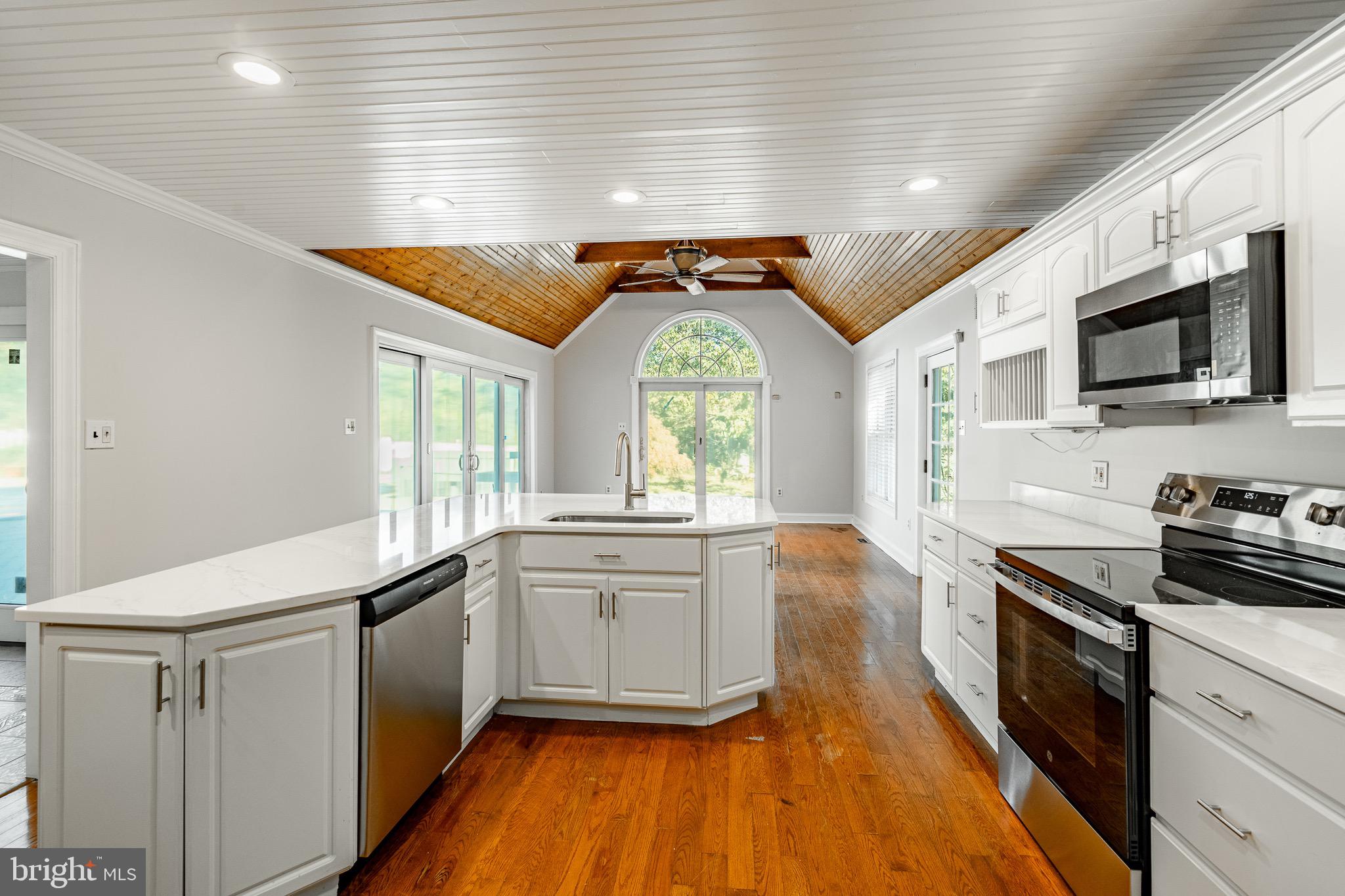 GLENHARDIE - Residential