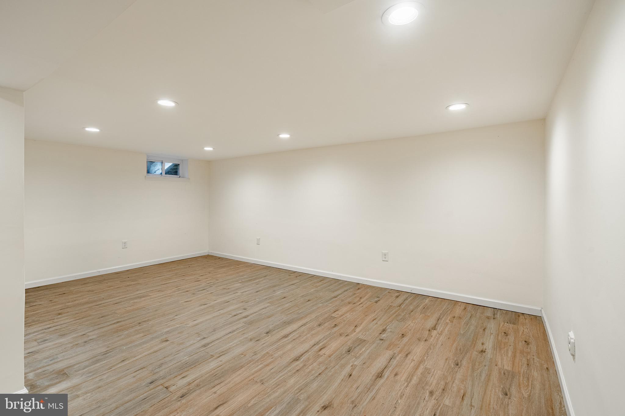 GLENHARDIE - Residential