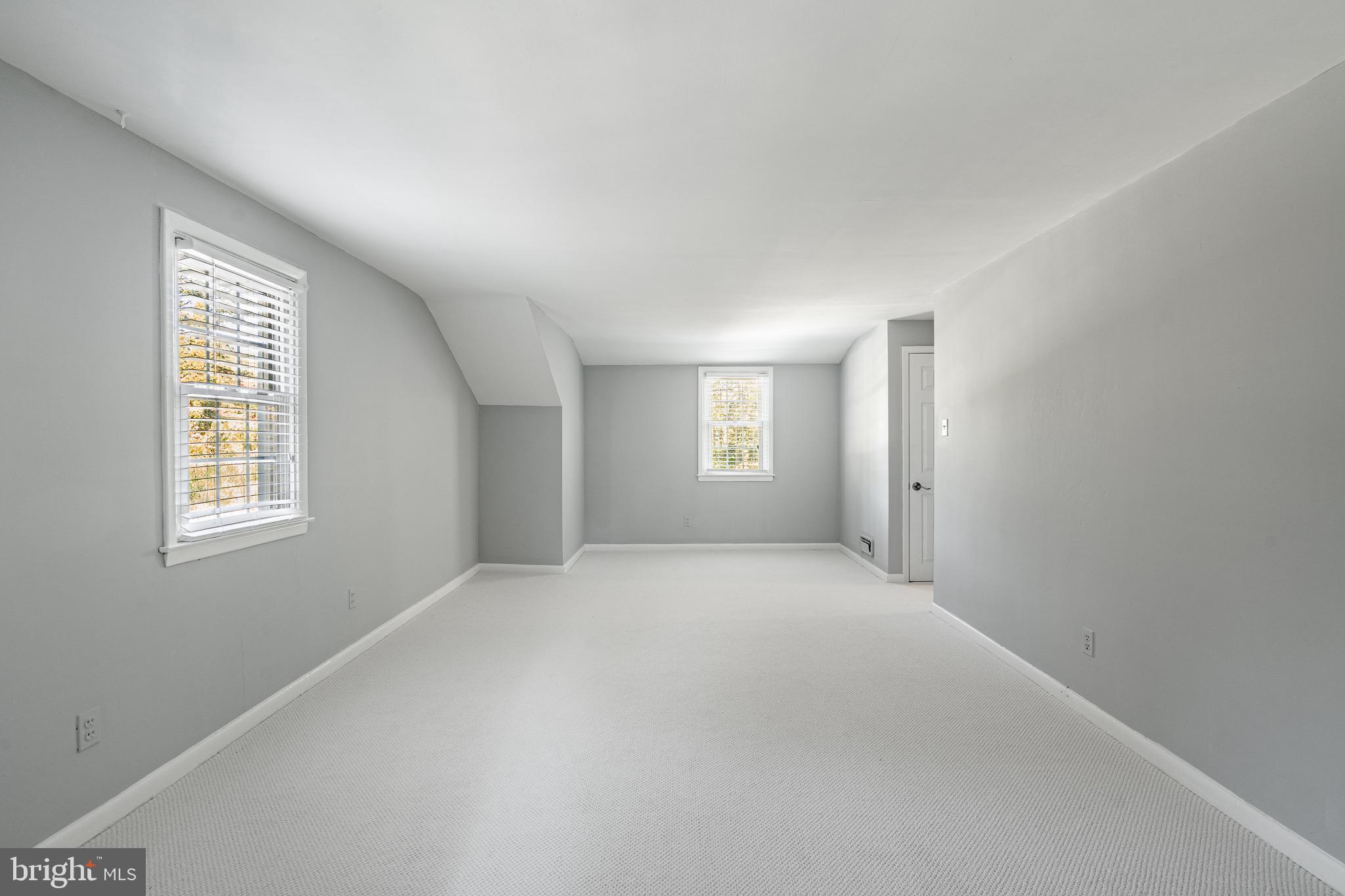 GLENHARDIE - Residential