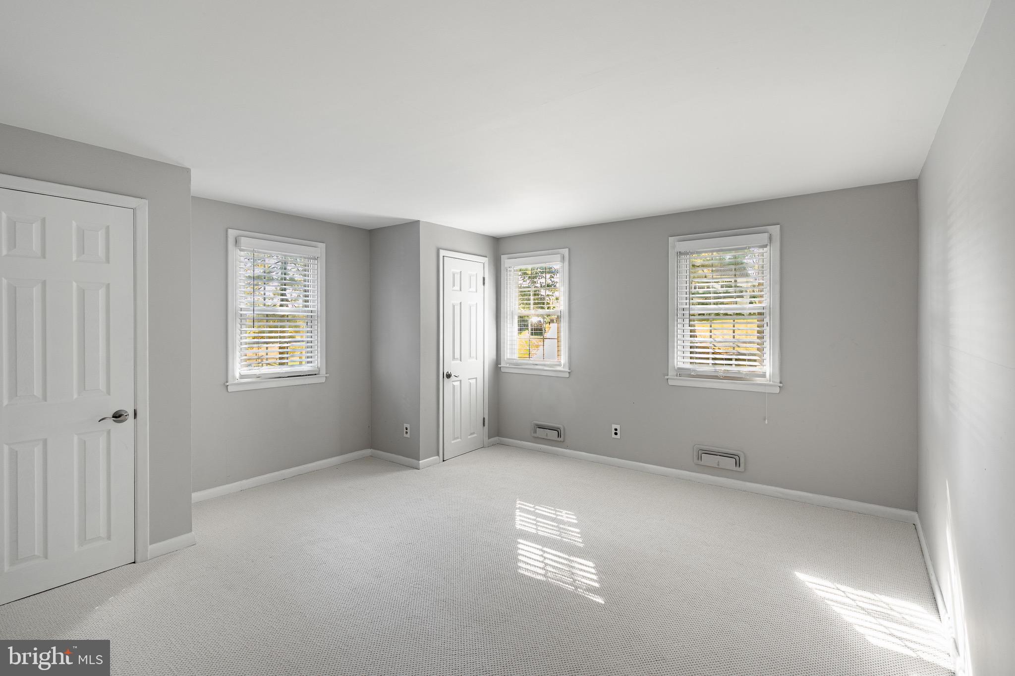 GLENHARDIE - Residential