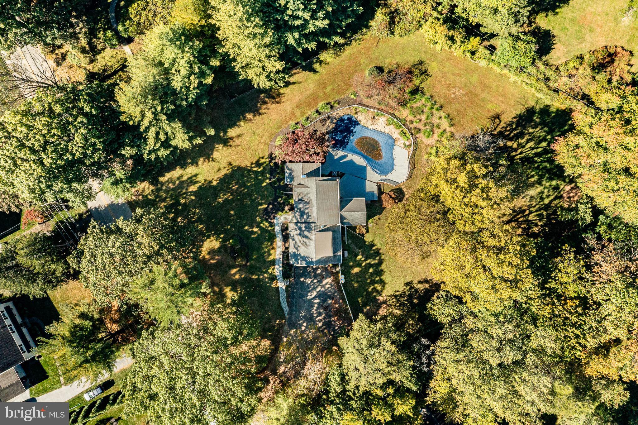657 WALKER ROAD