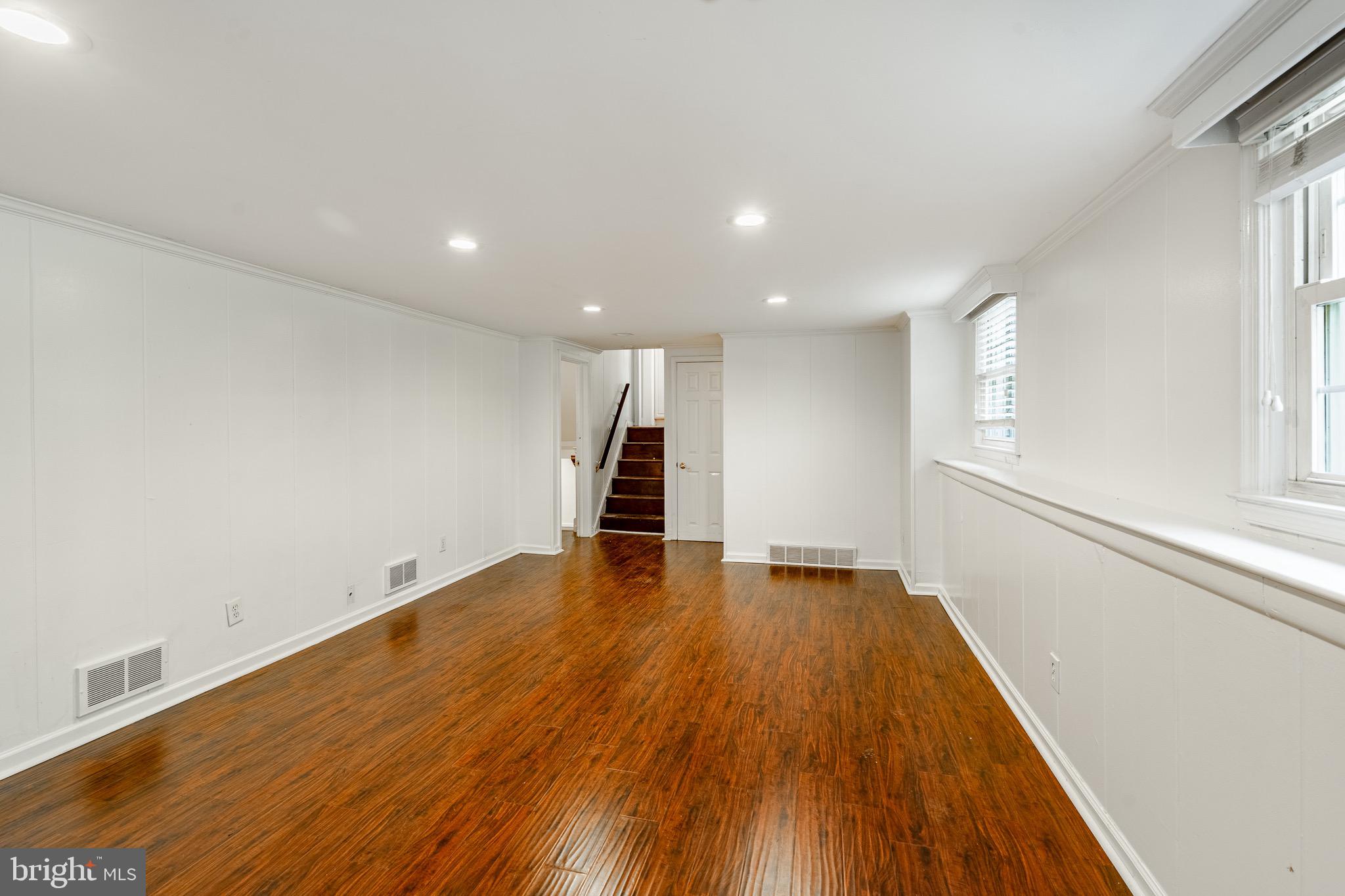 GLENHARDIE - Residential