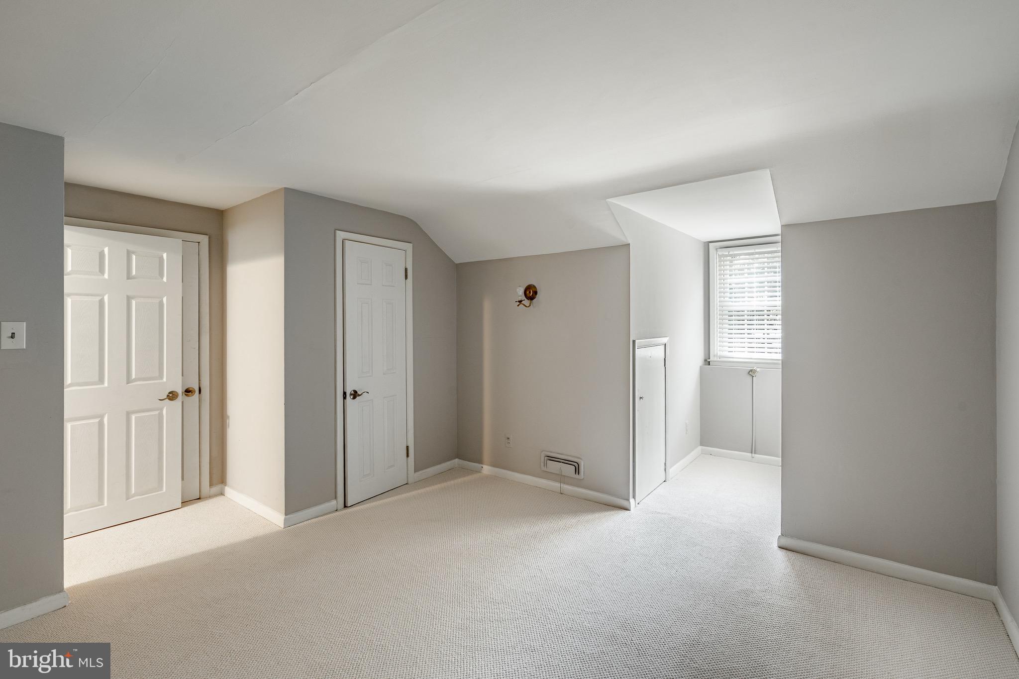 GLENHARDIE - Residential