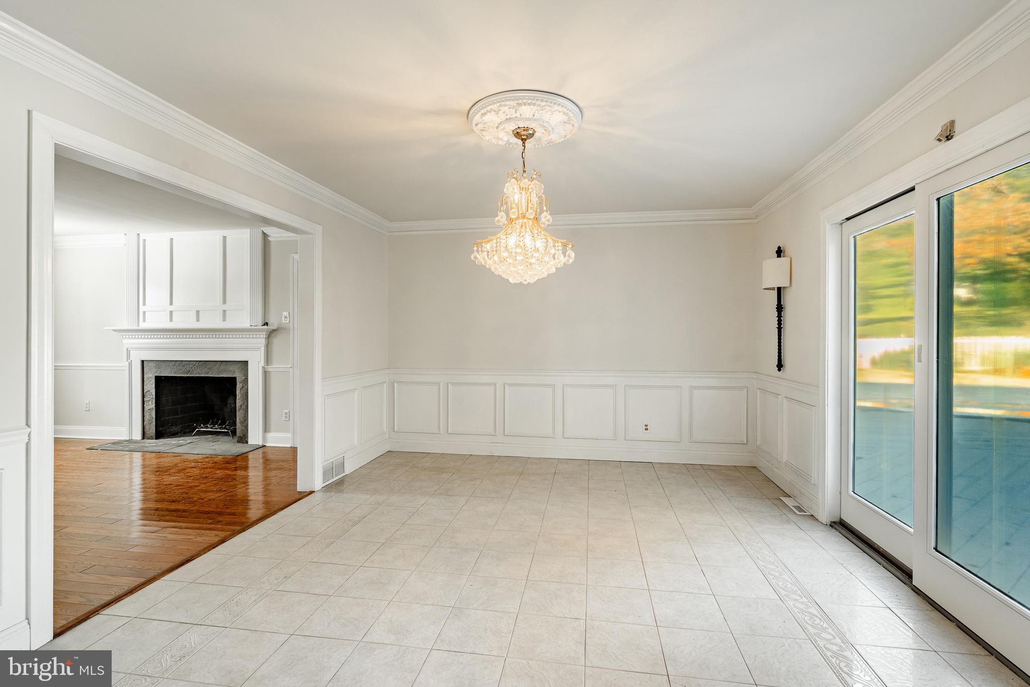 GLENHARDIE - Residential