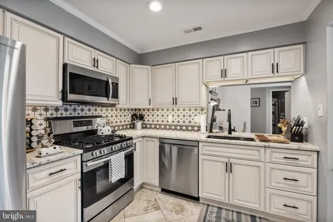 4807 Albridge Way, Mount Laurel, NJ MLS: NJBL2084730